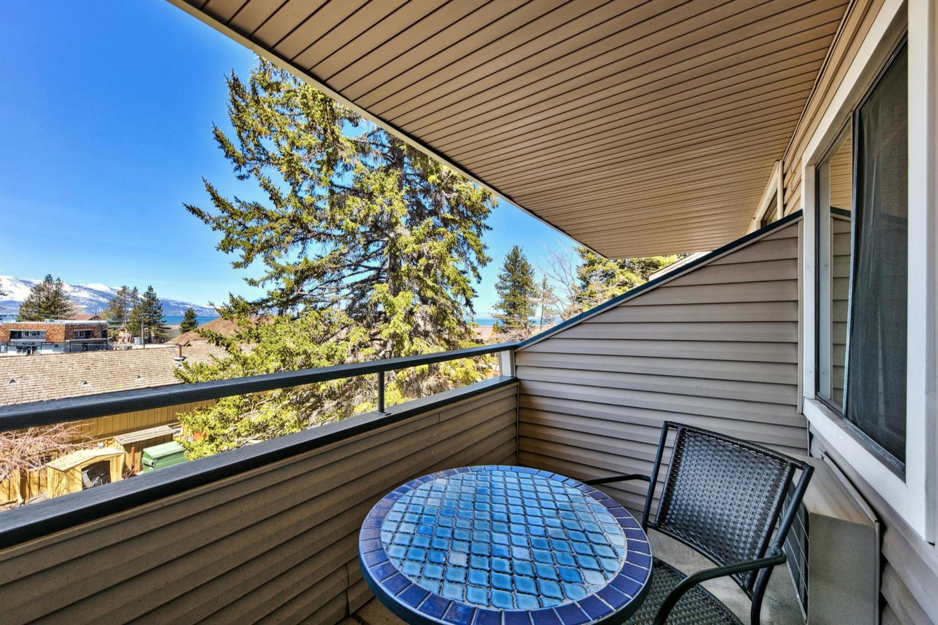 Balcony & Terrace