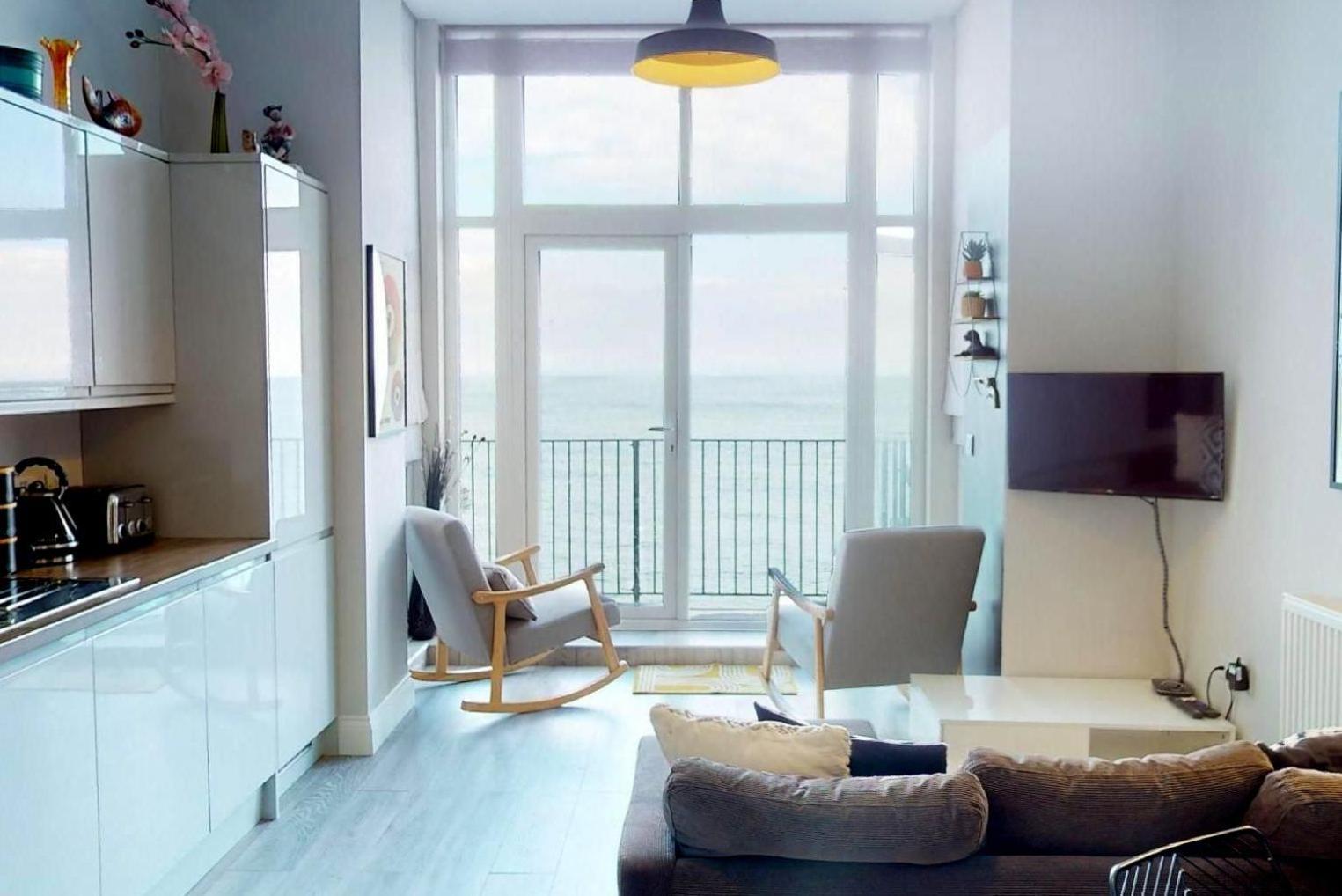 Ilfracombe Vacations - ILFRACOMBE CHEYNE BEACH VILLA 2 Bedrooms - Property Image 4