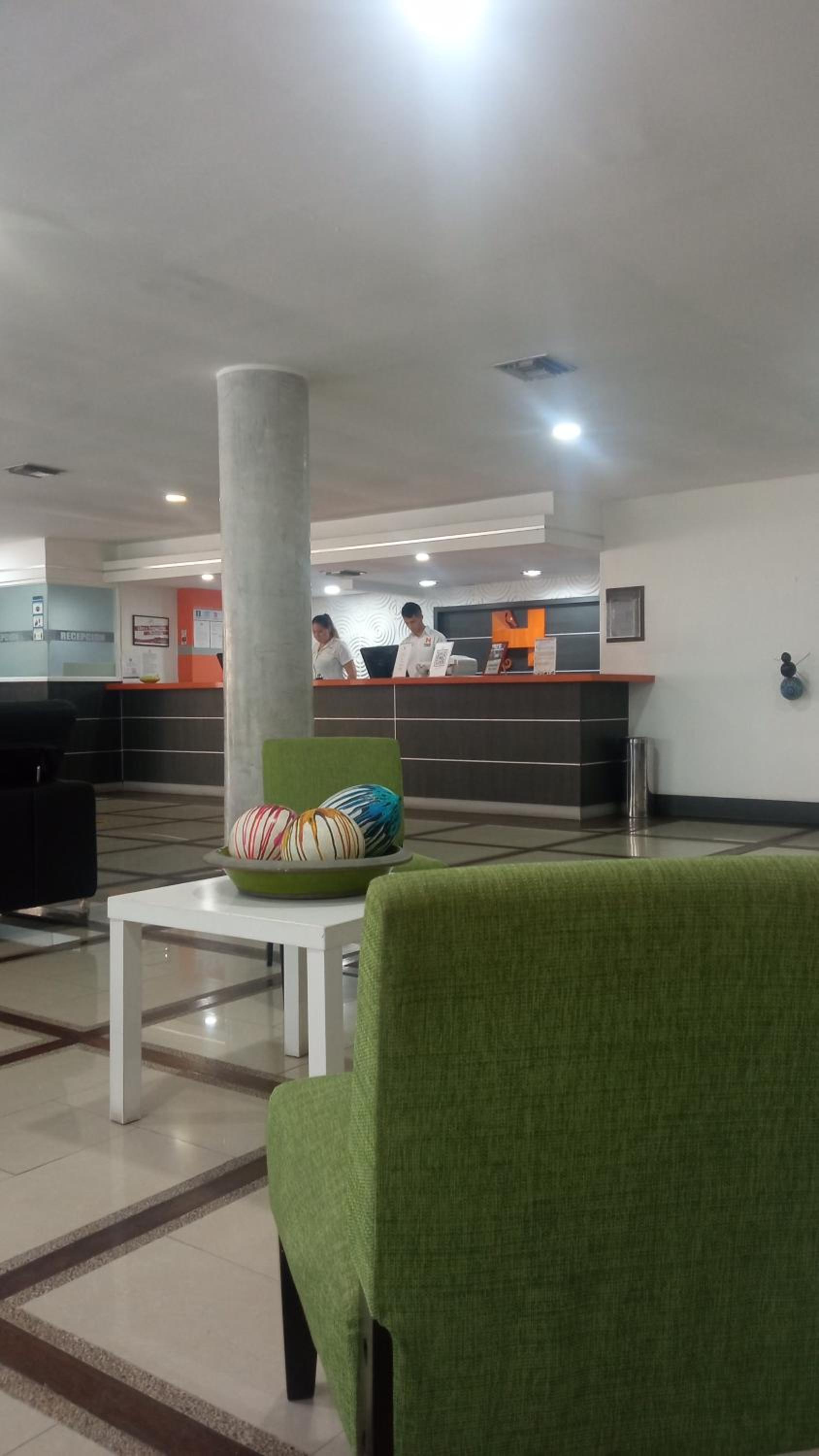 Lobby & Reception