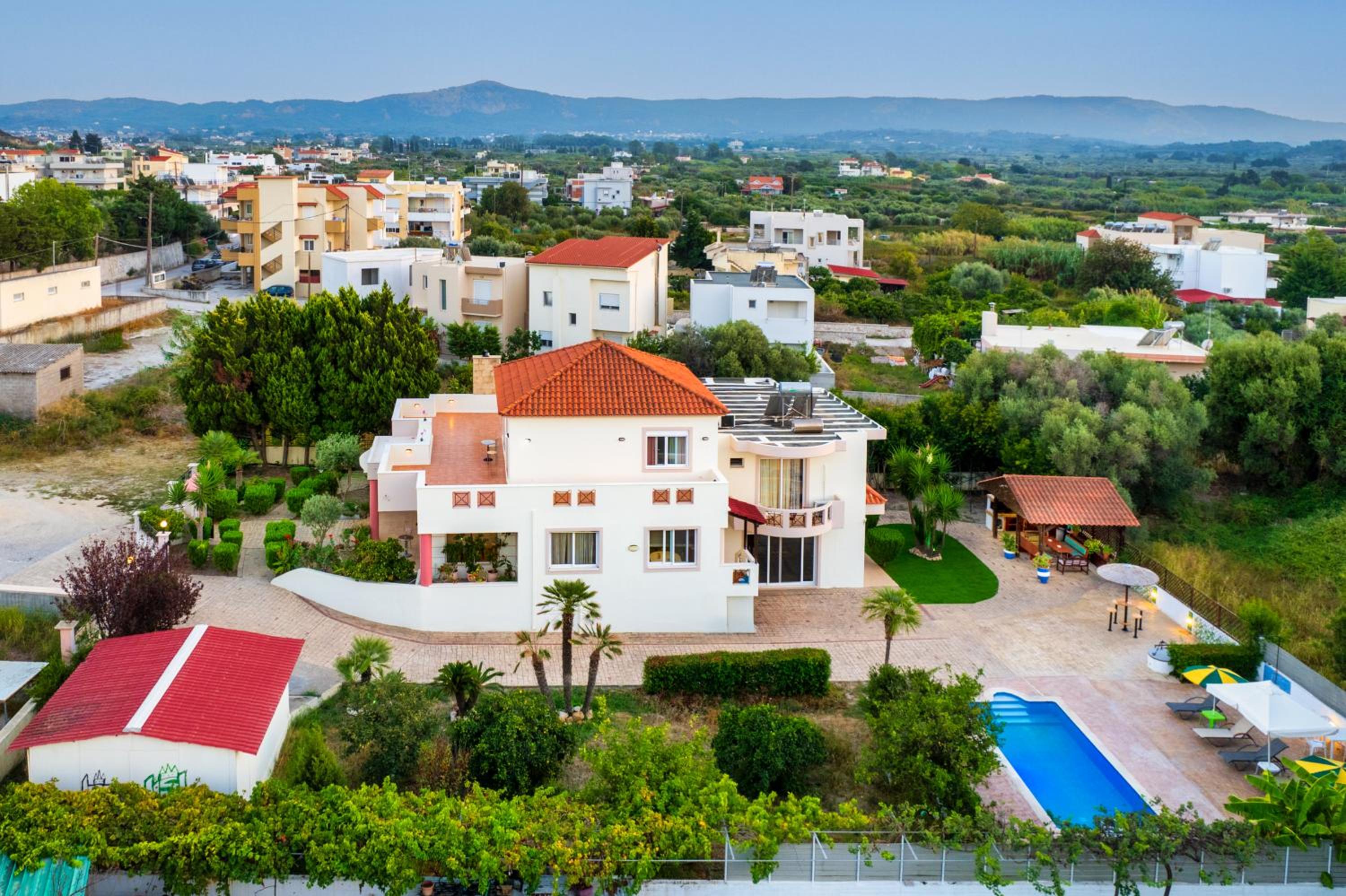 Villa Rea Luxury 5 bdrs with swimming pool