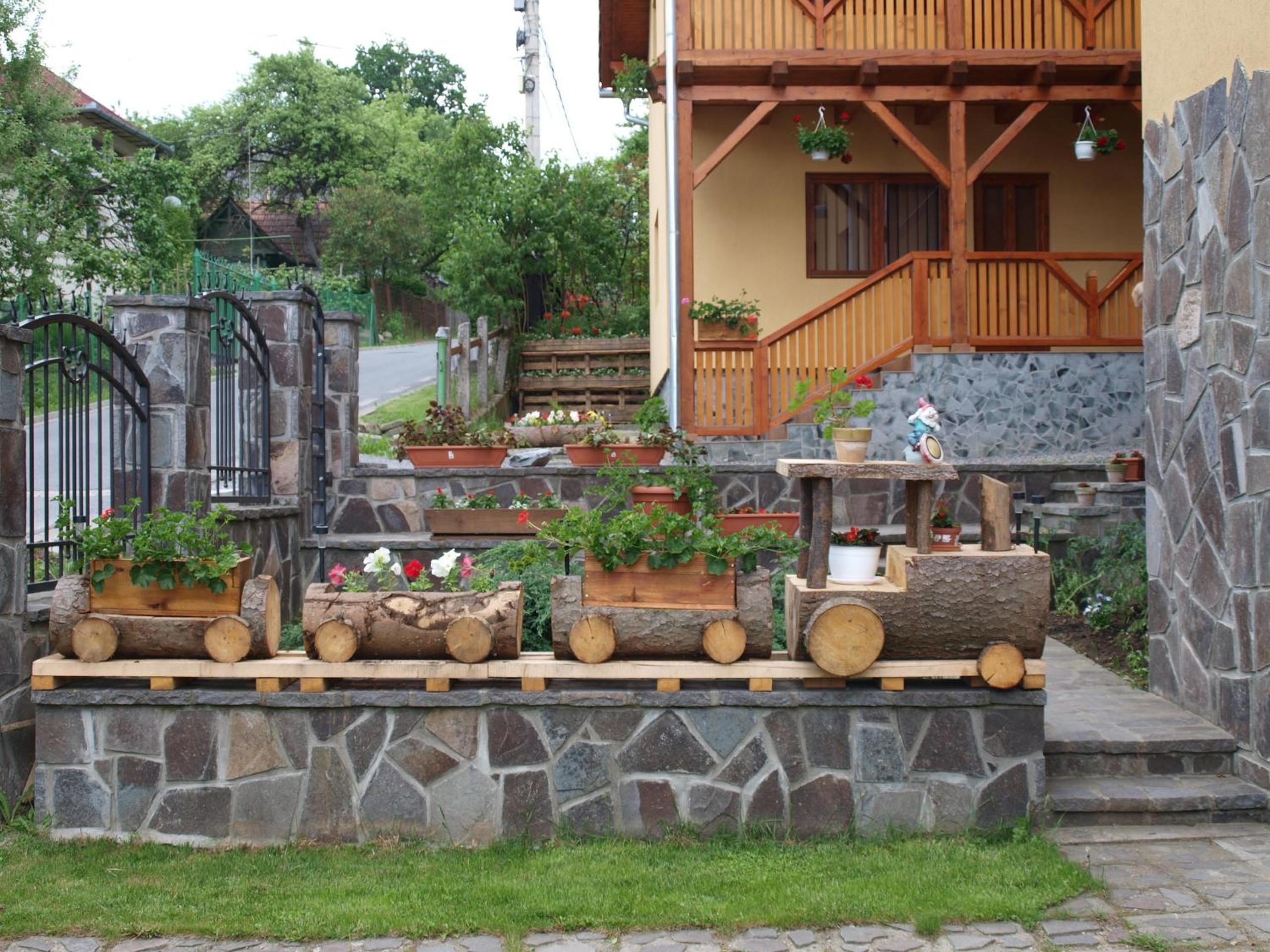 Photo 27