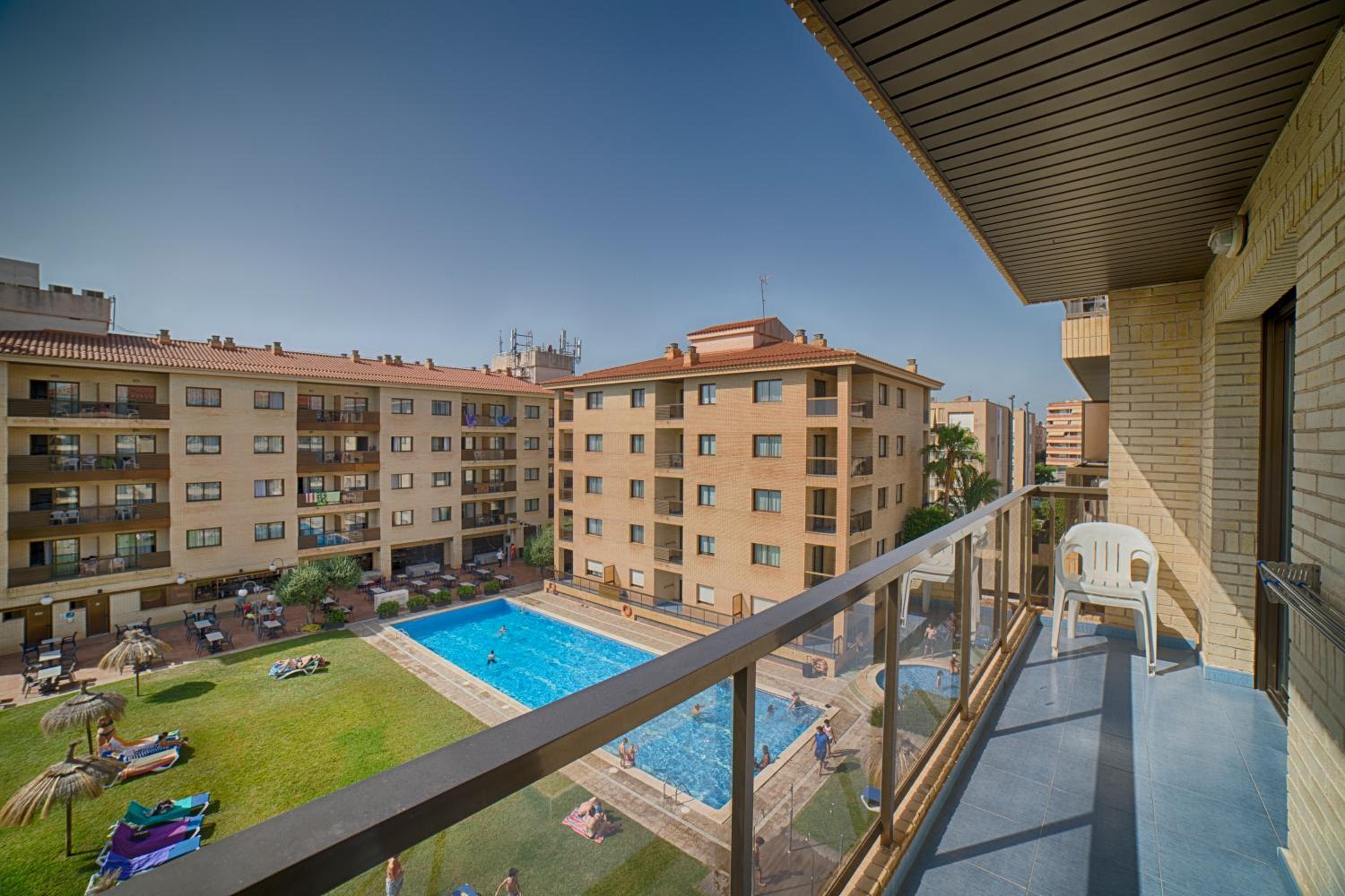 Balcony & Terrace