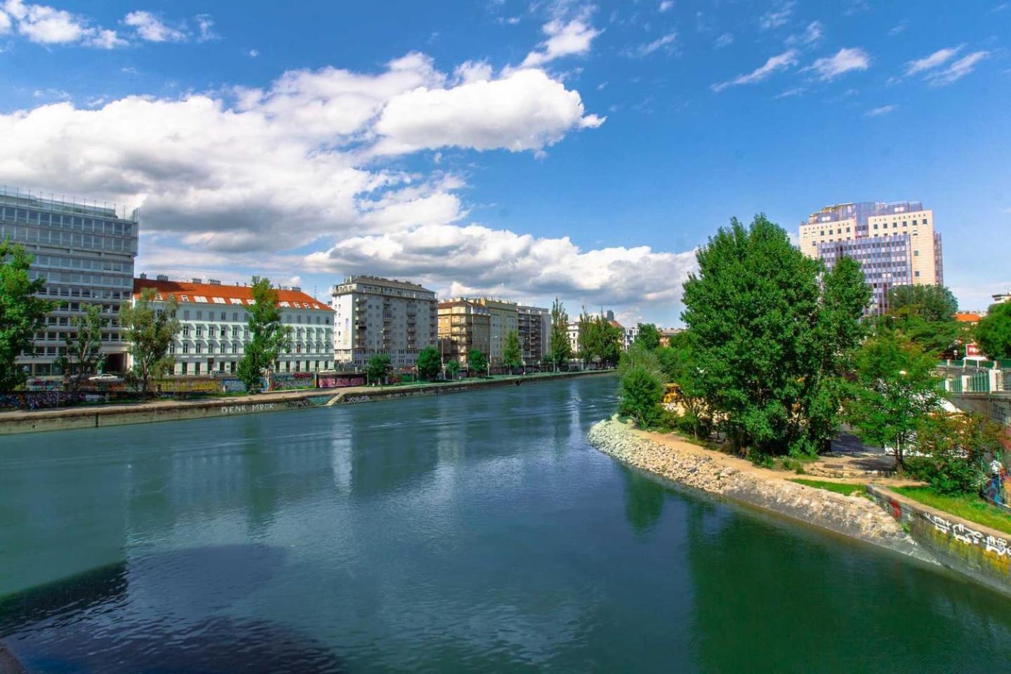 Modern Apartment near the City Center & Wien Mitte