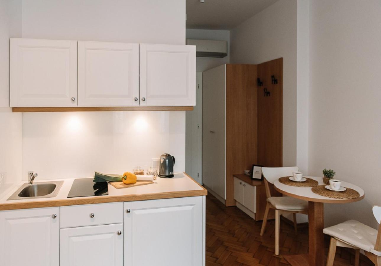 Memory Apartments