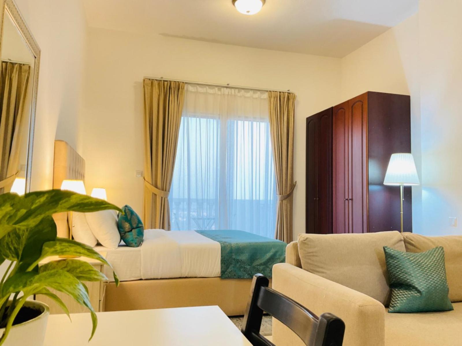 Hala Holiday Homes - Al Hamra Village, RAK