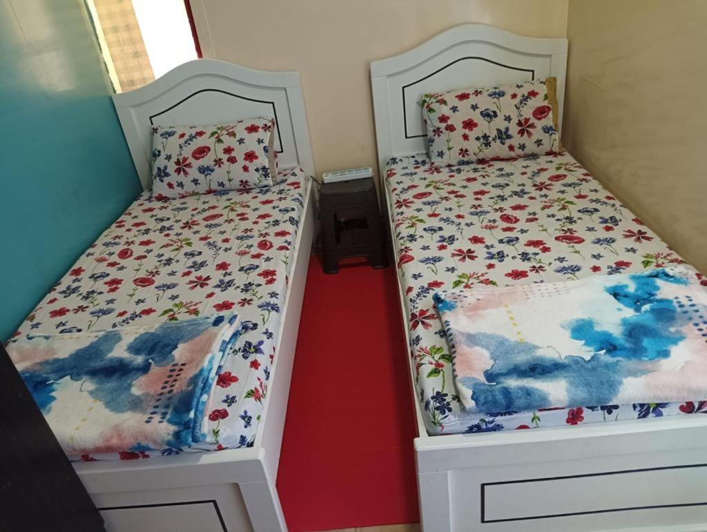 Moon Backpackers , Al Rigga , Partition for Couples and for singles