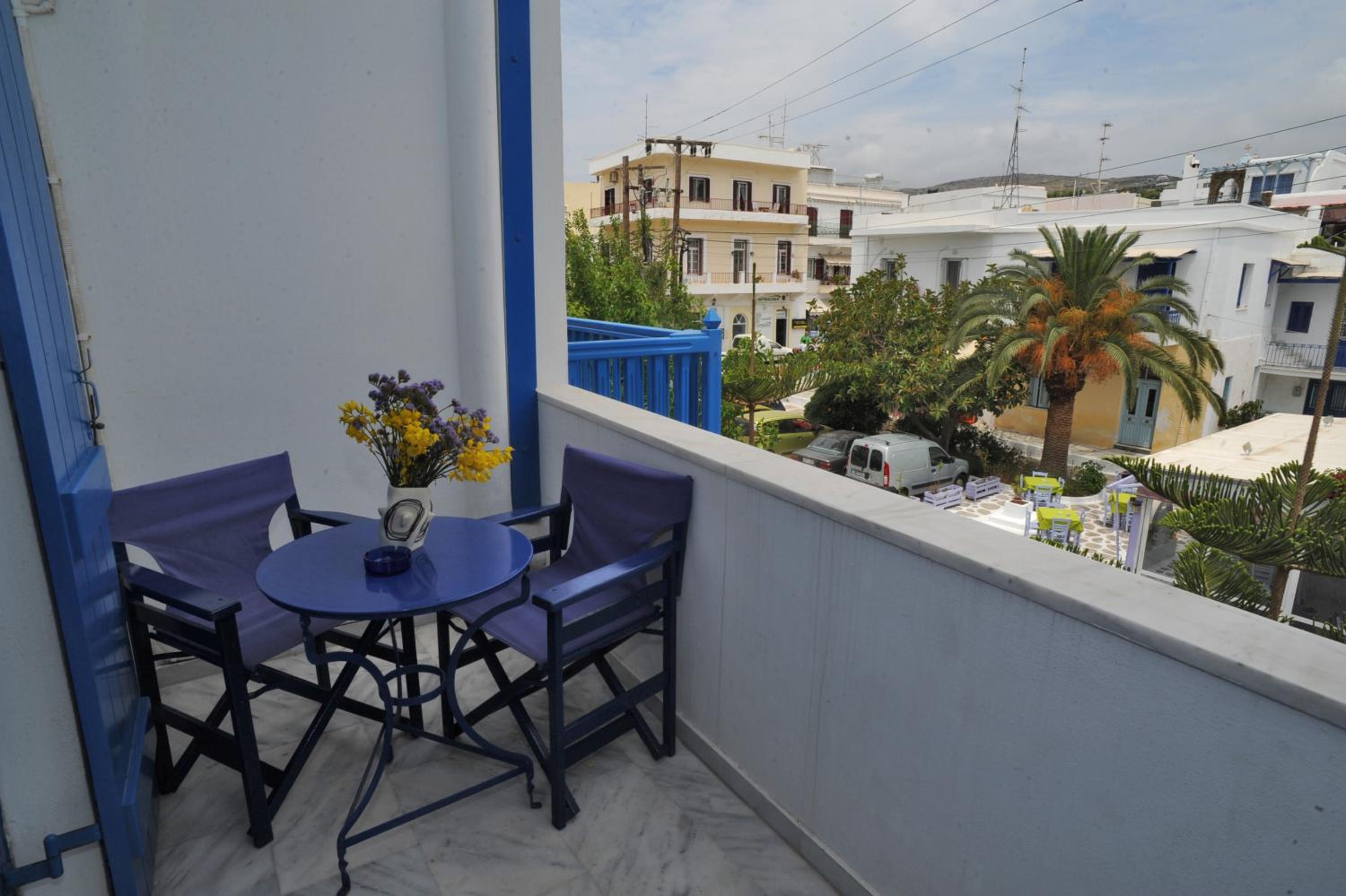 Noe Rooms