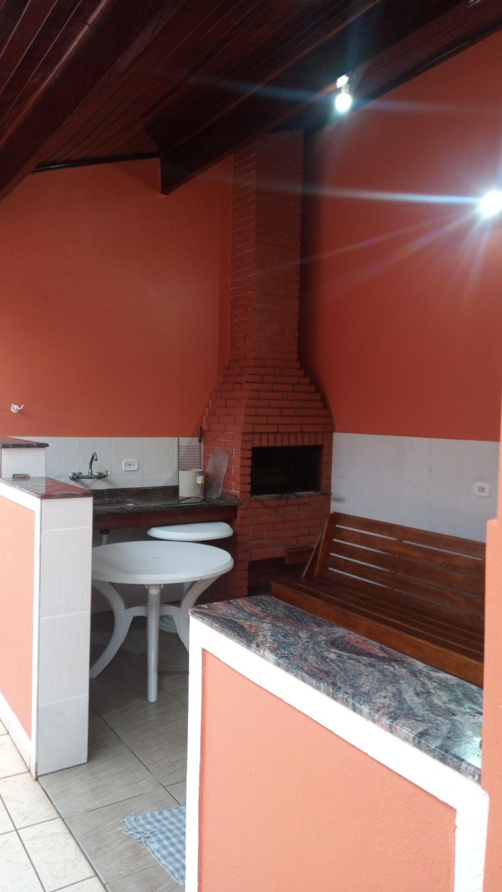 Casa na quadra da Praia de Peruíbe