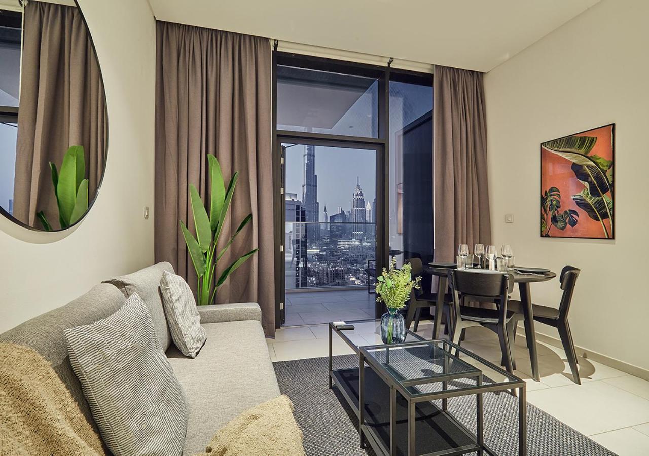 Luxury Studios with Burj Khalifa & Canal View in Downtown - Marquise Square Tower
