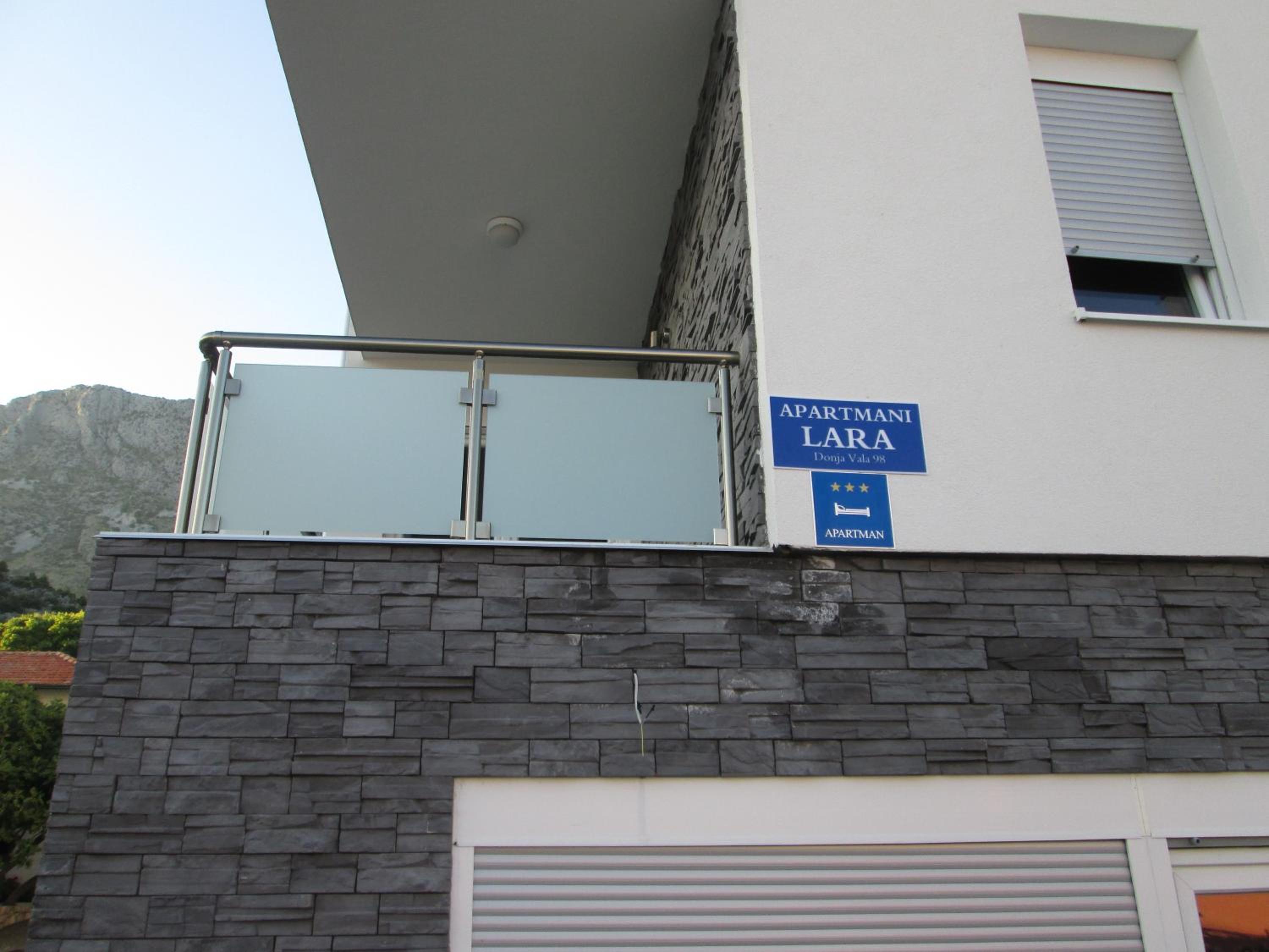 Apartments Lara