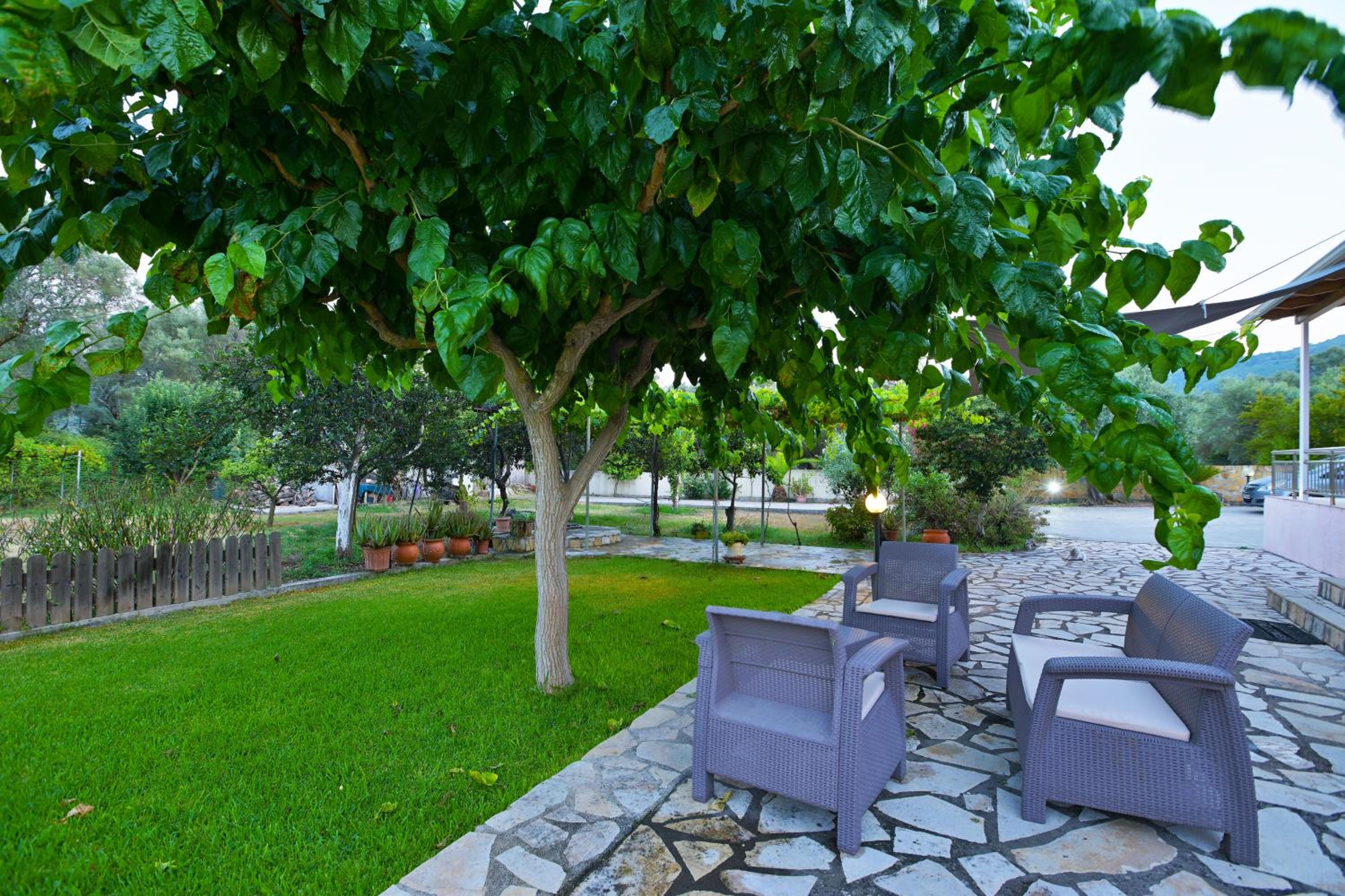 Drossos Garden House