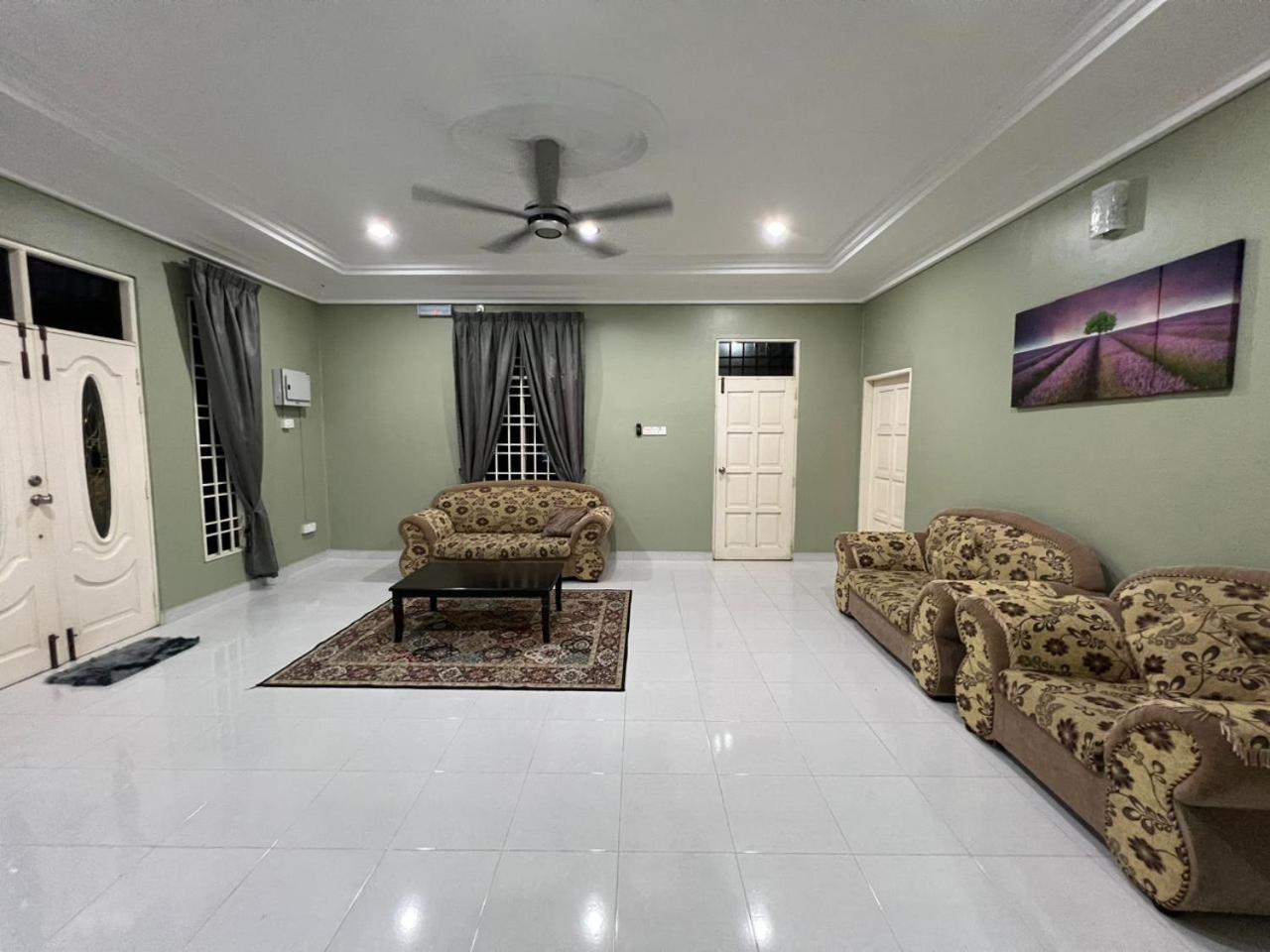 Relaxs Homestay