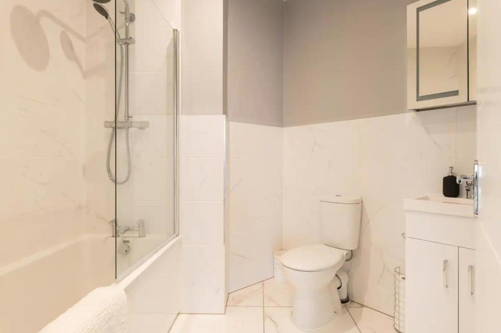 Stunning Central Apartment In Heart Of Brighton view 4