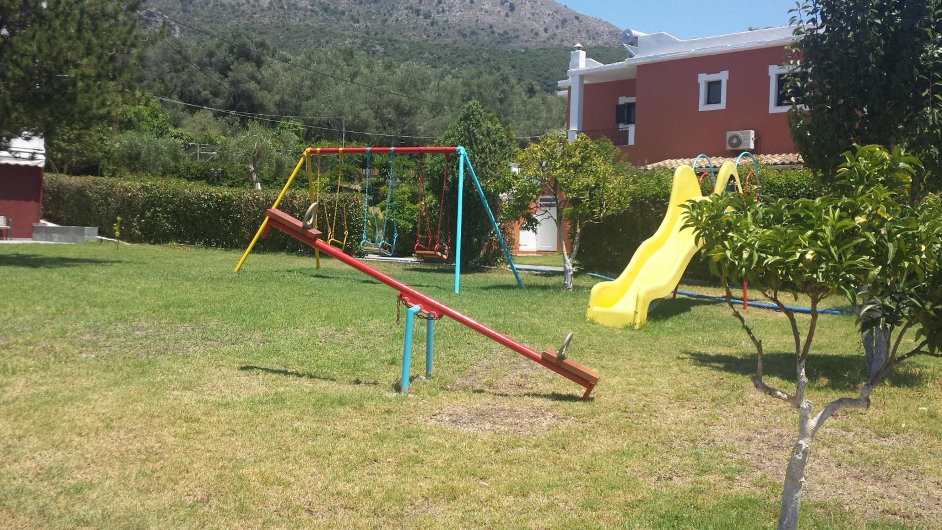 Photo 25