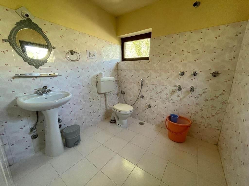 Hinjumaa guest house view 2