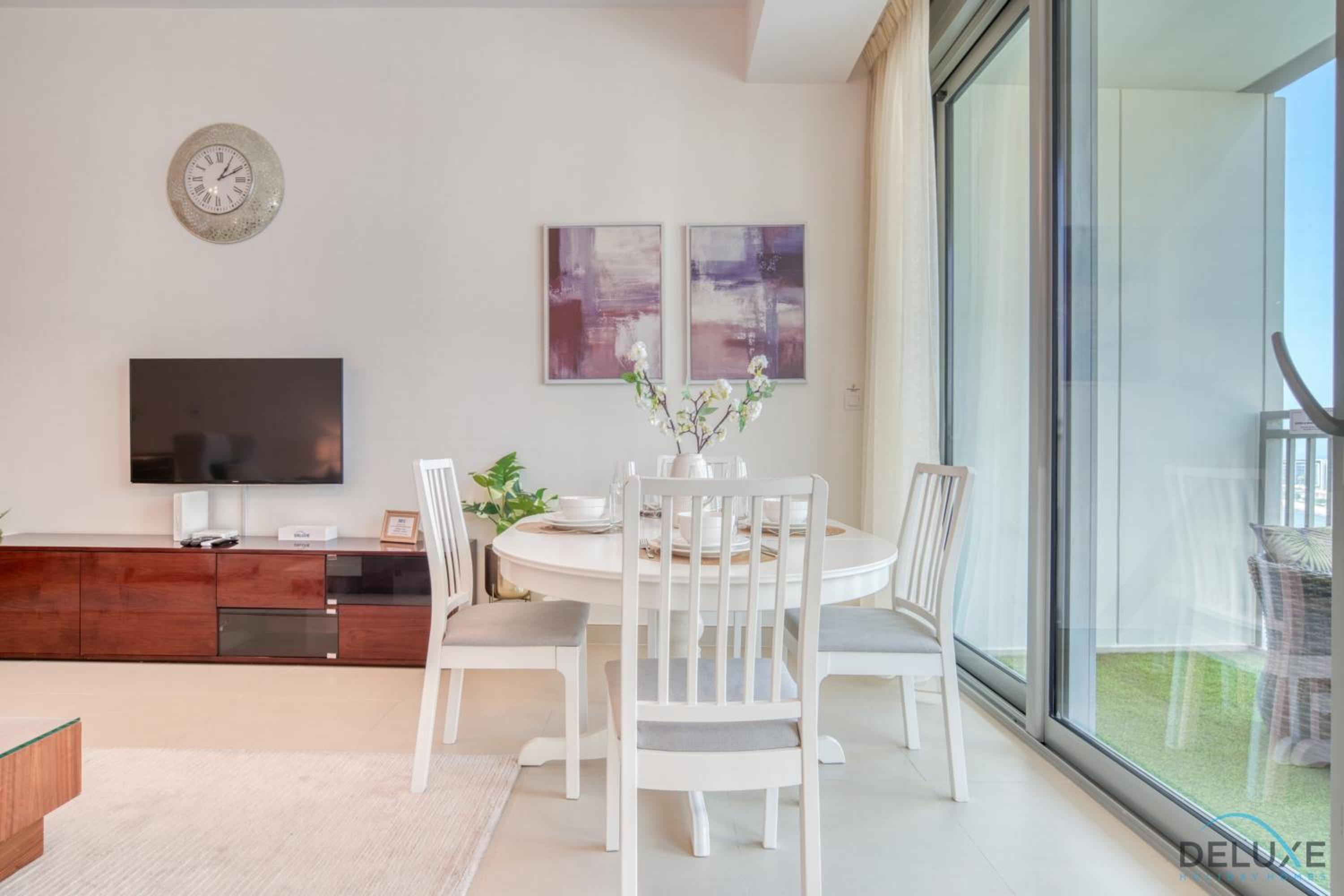 Elegant 2BR at 5242 Tower 2 Dubai Marina by Deluxe Holiday Homes
