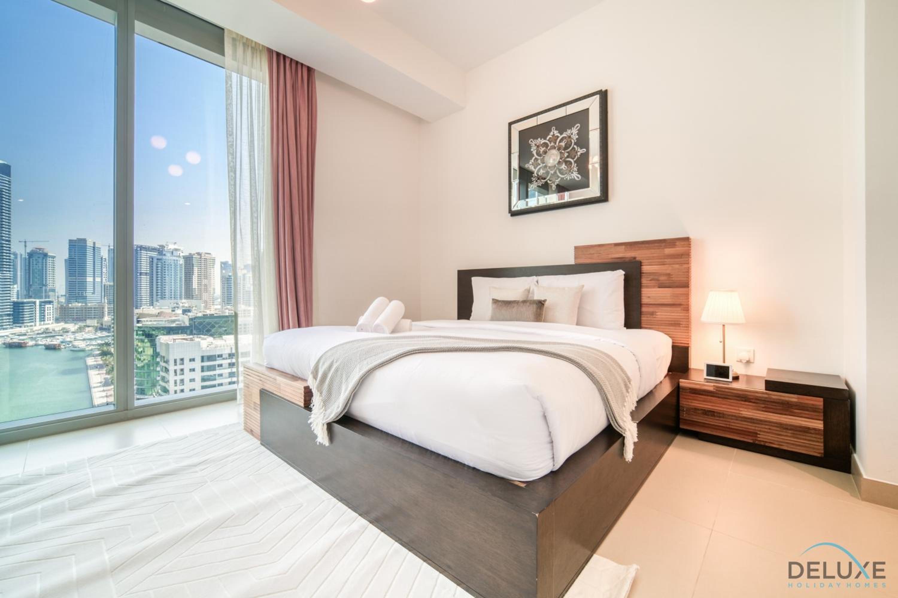 Elegant 2BR at 5242 Tower 2 Dubai Marina by Deluxe Holiday Homes