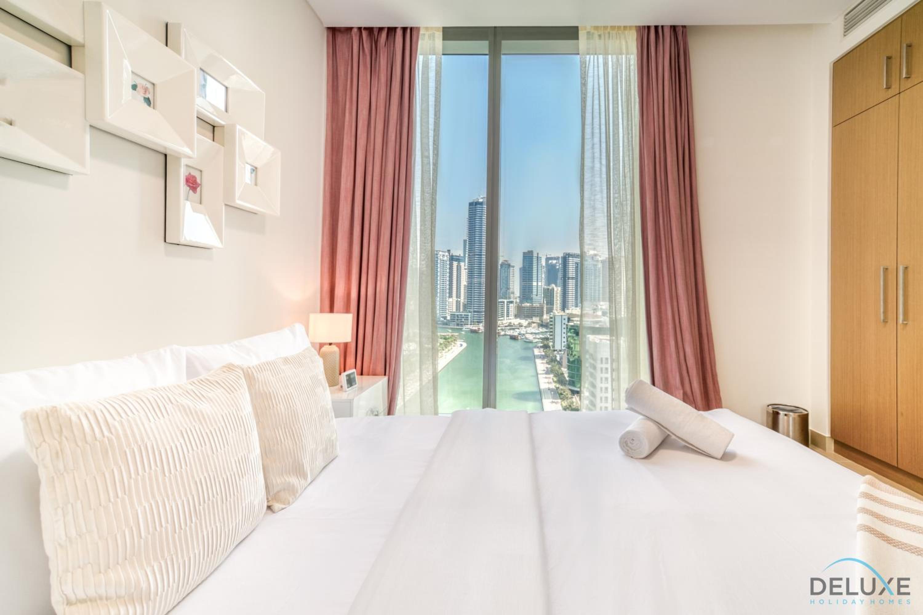 Elegant 2BR at 5242 Tower 2 Dubai Marina by Deluxe Holiday Homes