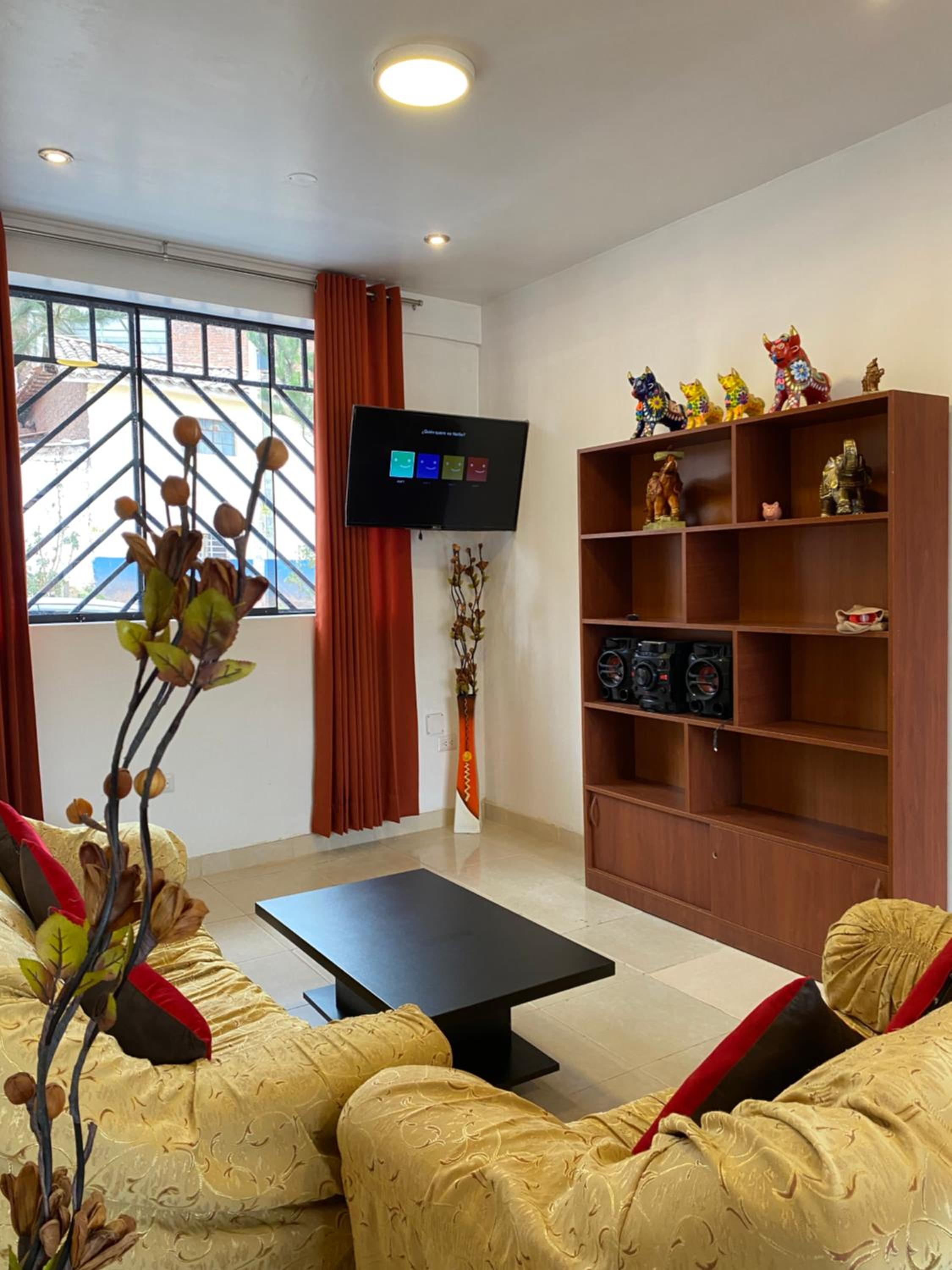 Adriano's Apartments Cusco
