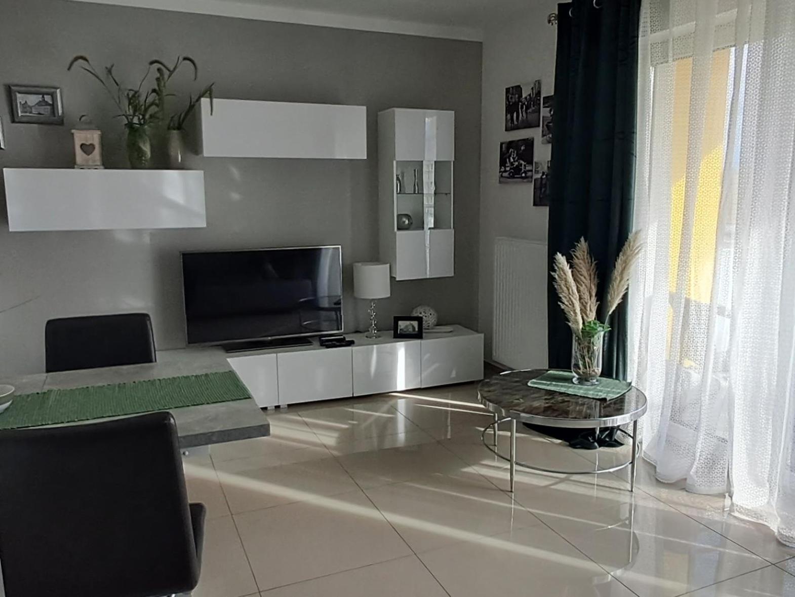 Apartament- Have a Nice Day