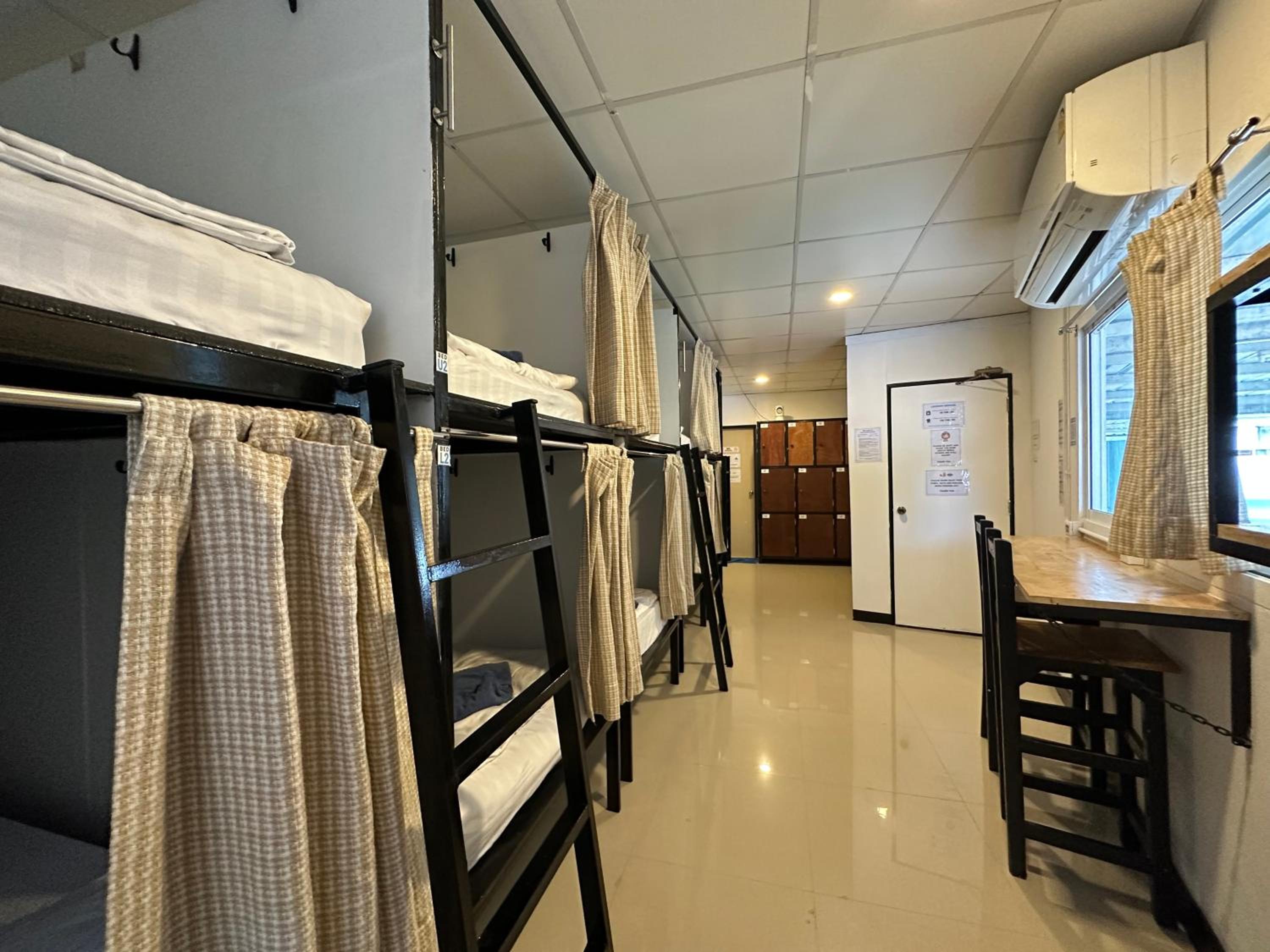 Blue Flow Hostel