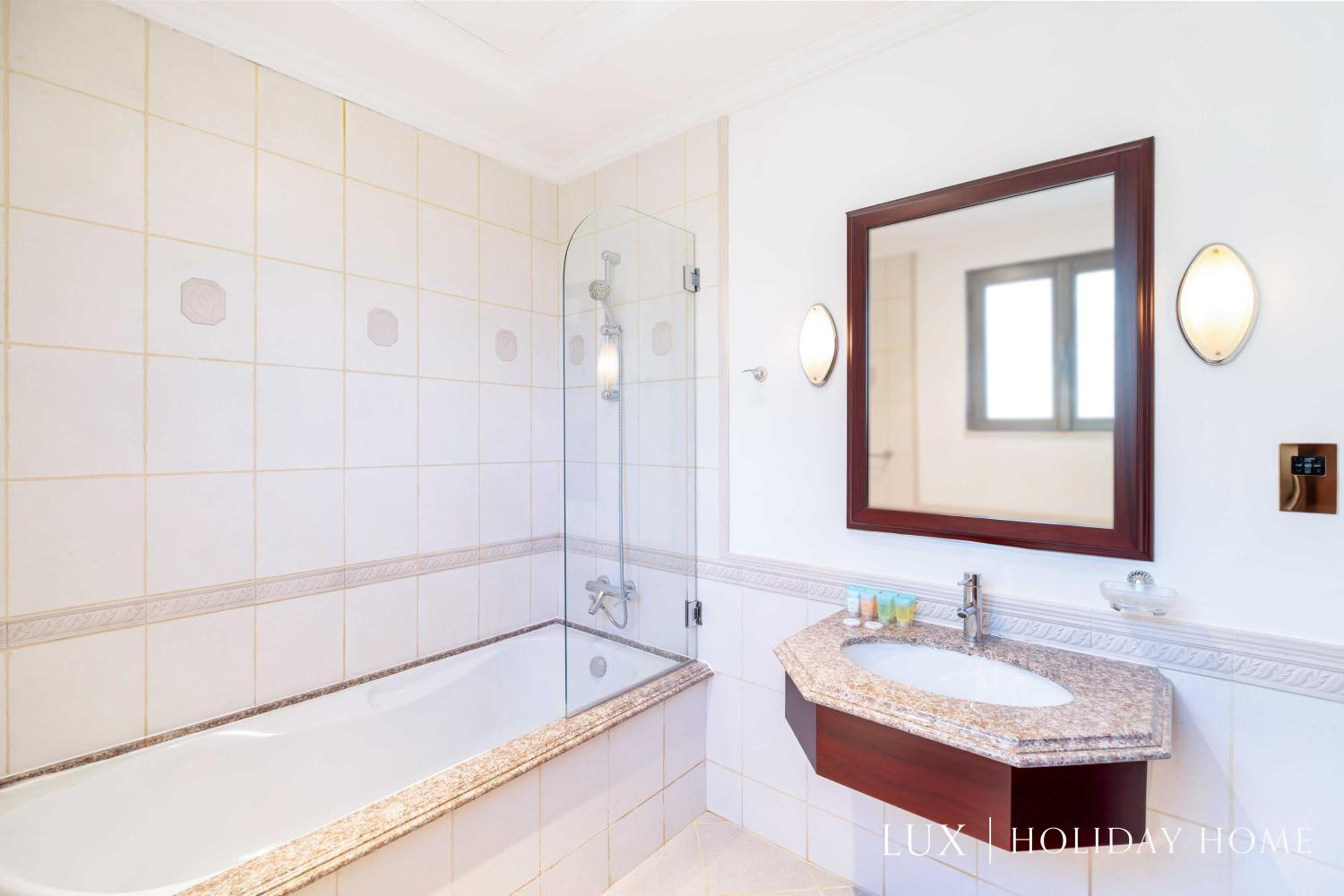 LUX - The Ocean Pearl Villa