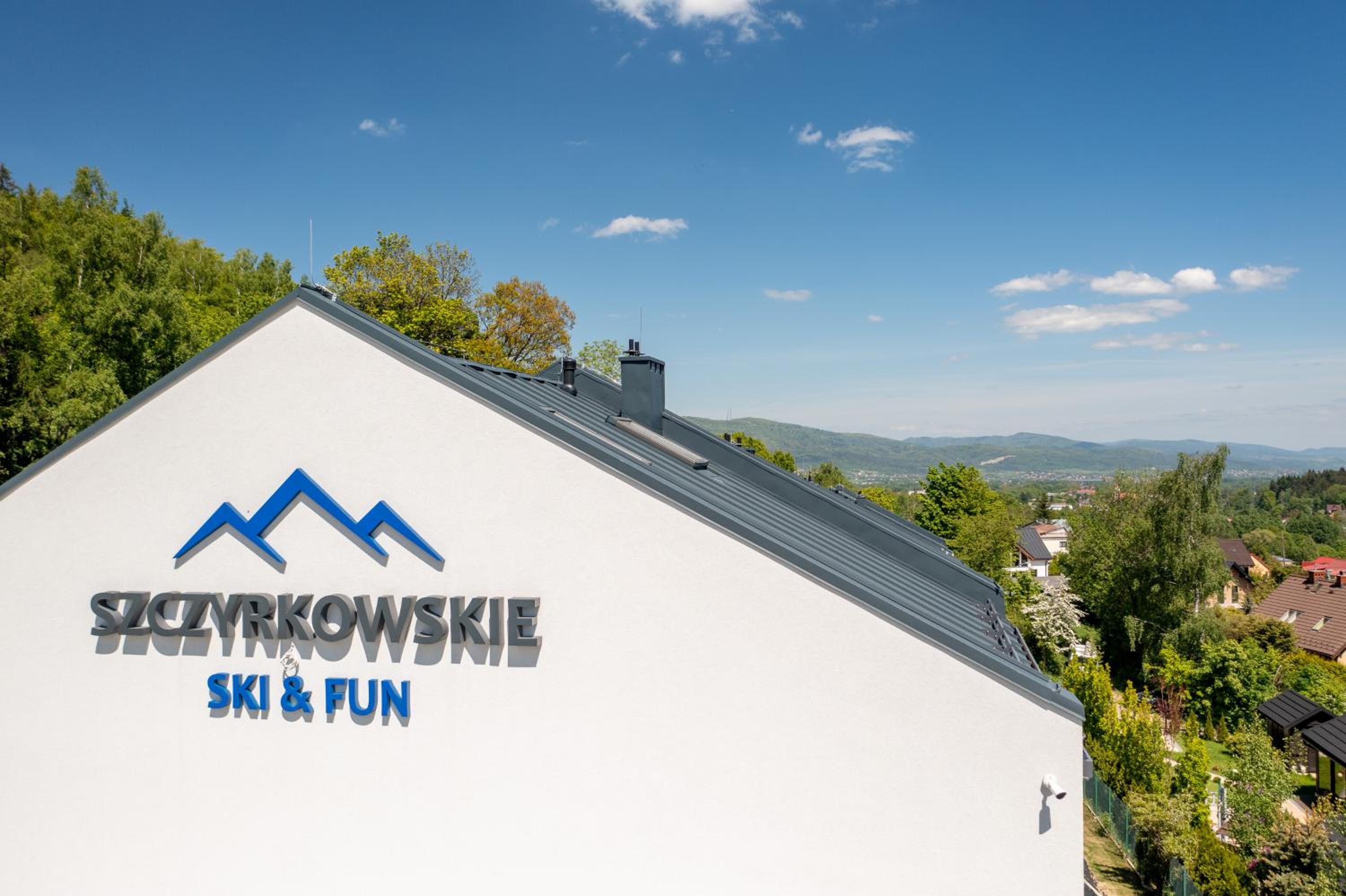 Szczyrkowskie SKI & FUN 17 - z widokiem na góry