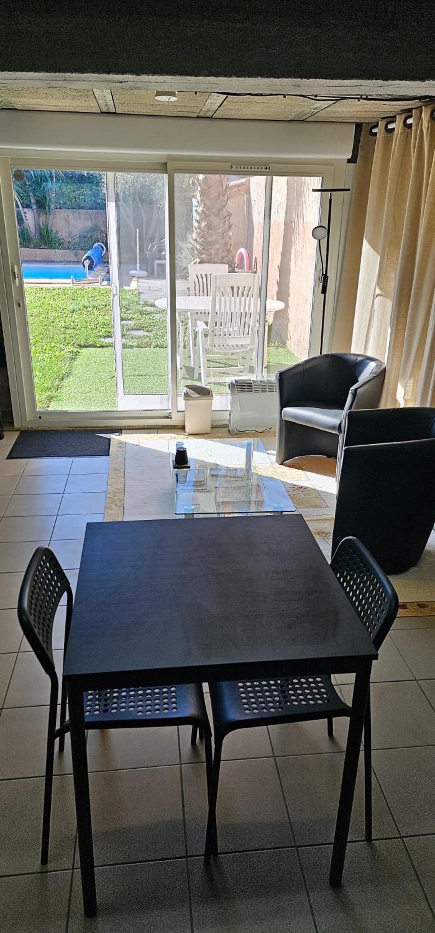 Studio Tranquillo dans villa en Istres