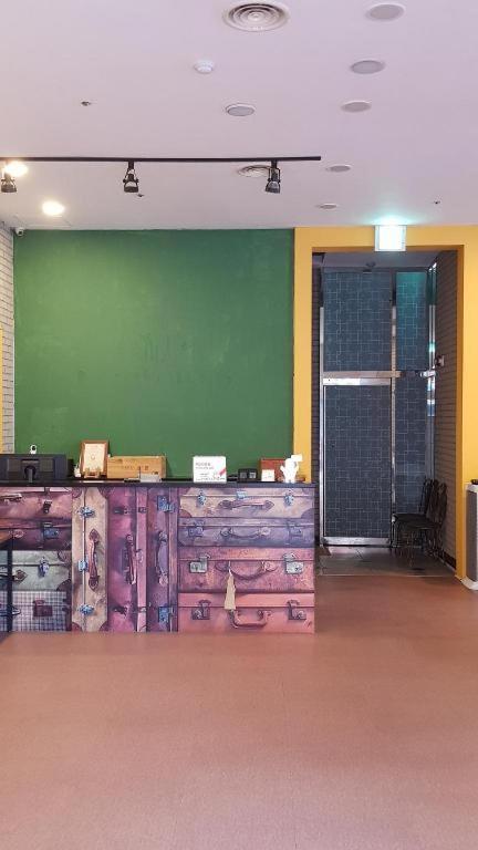 Myeongdong Merlin Hotel 4