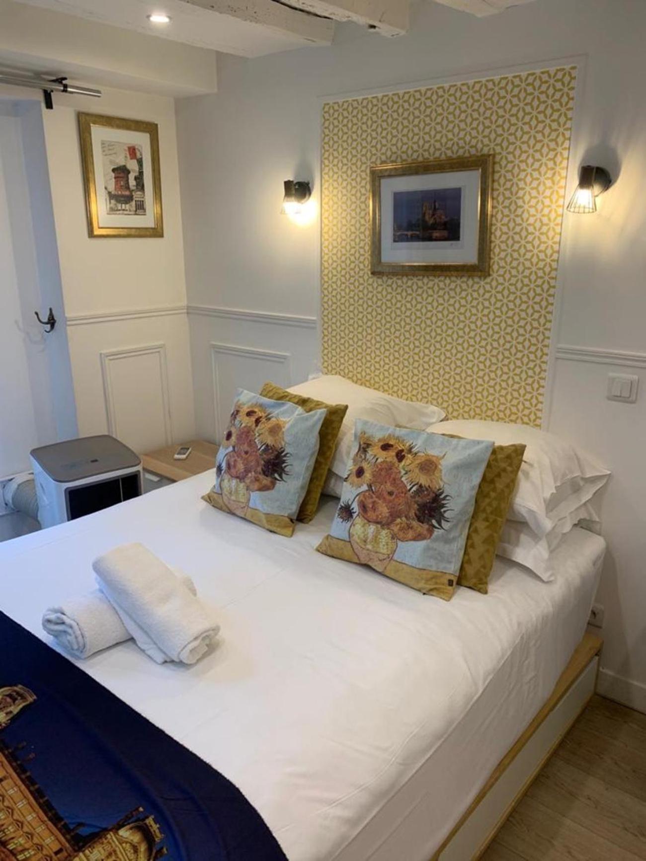 42-LUXURY FLAT