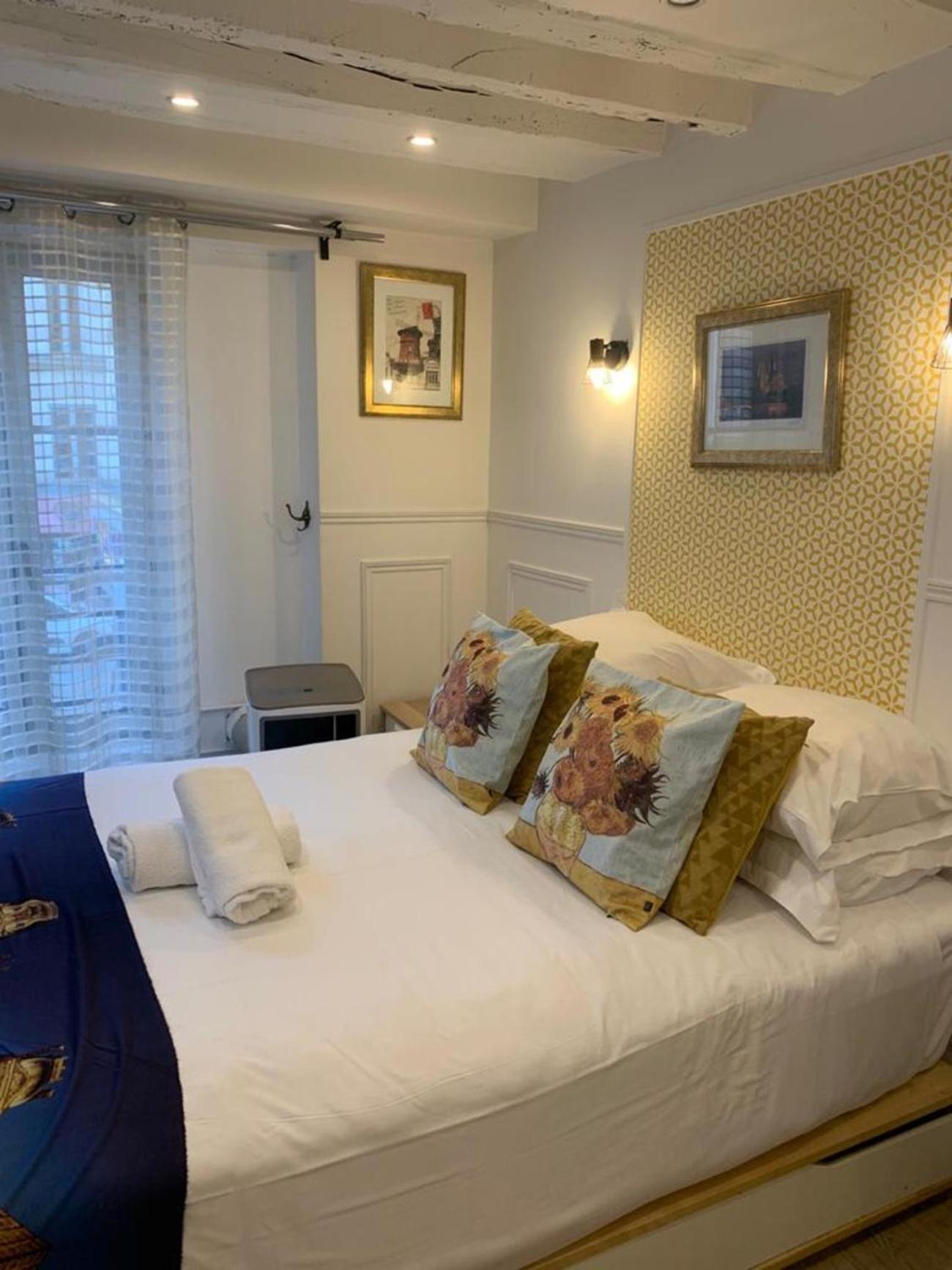 42-LUXURY FLAT