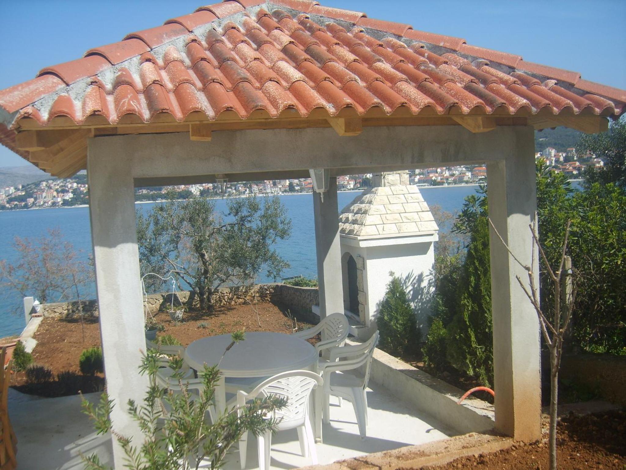 Apartments Villa Iva Alla view 2