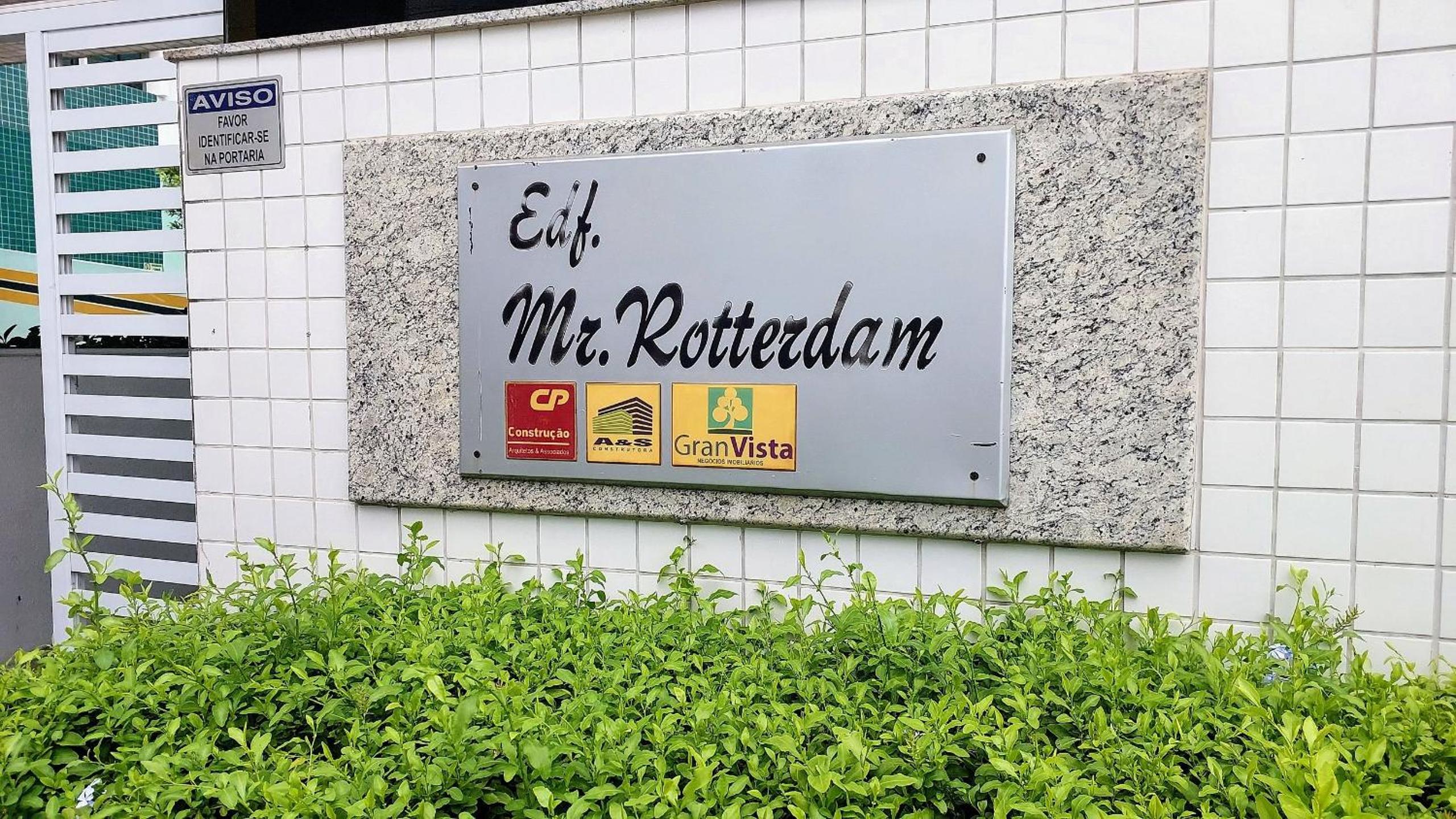 Apê no Universitário - Ed. Roterdam, 1404