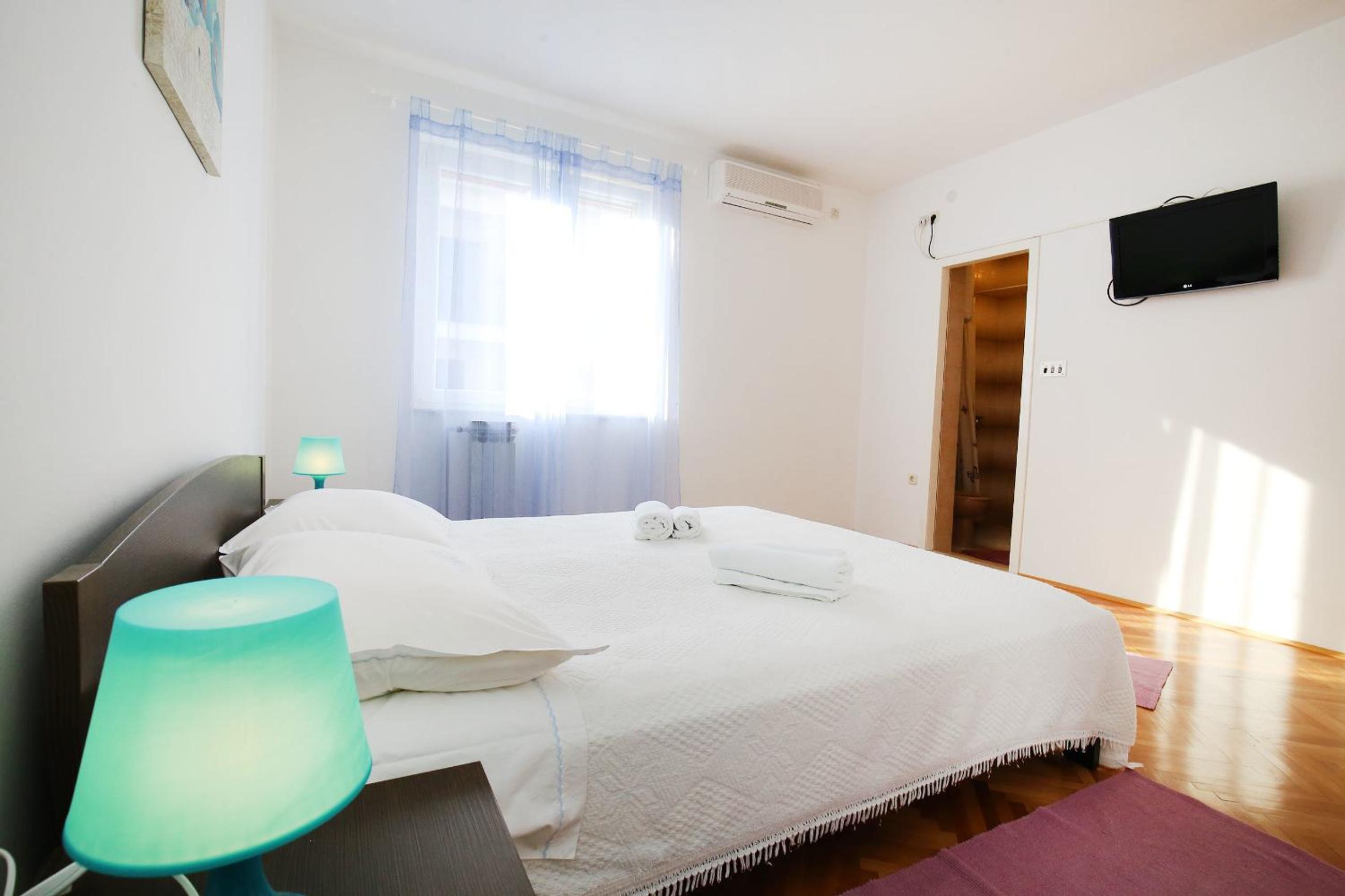 Apartments Martina view 3