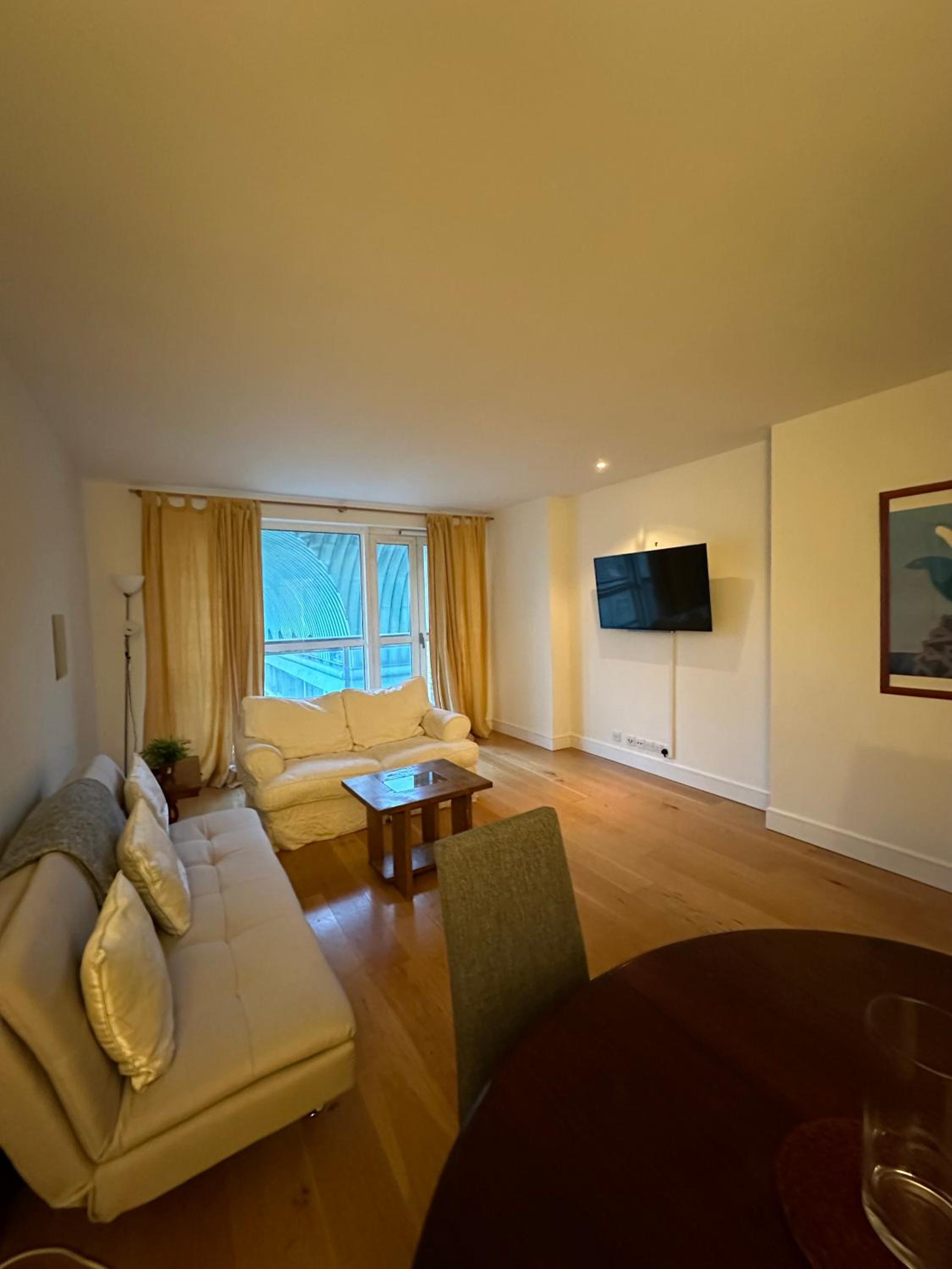 Canary Wharf 1 bed apartment