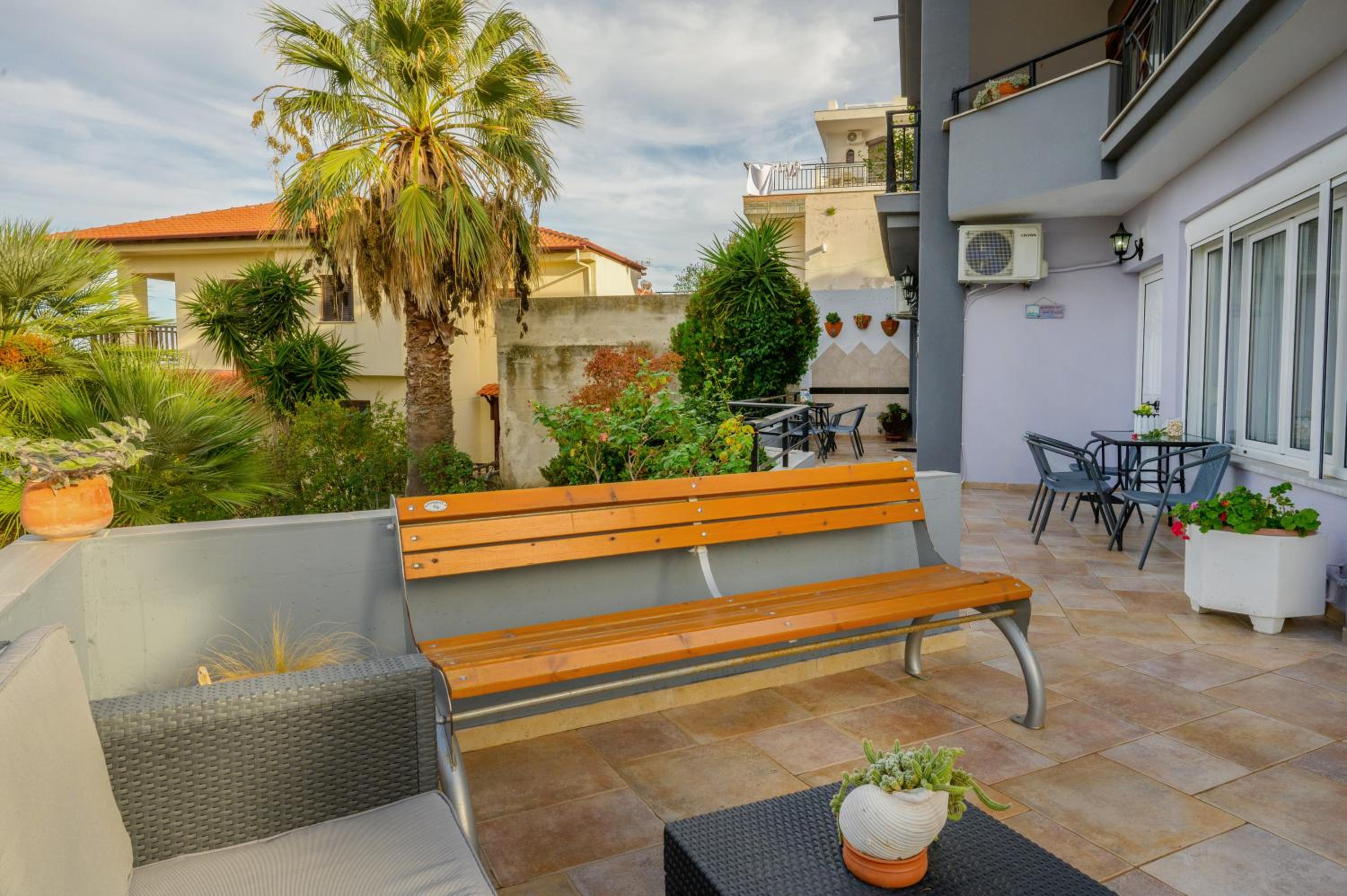Michael's Apartment's view 4