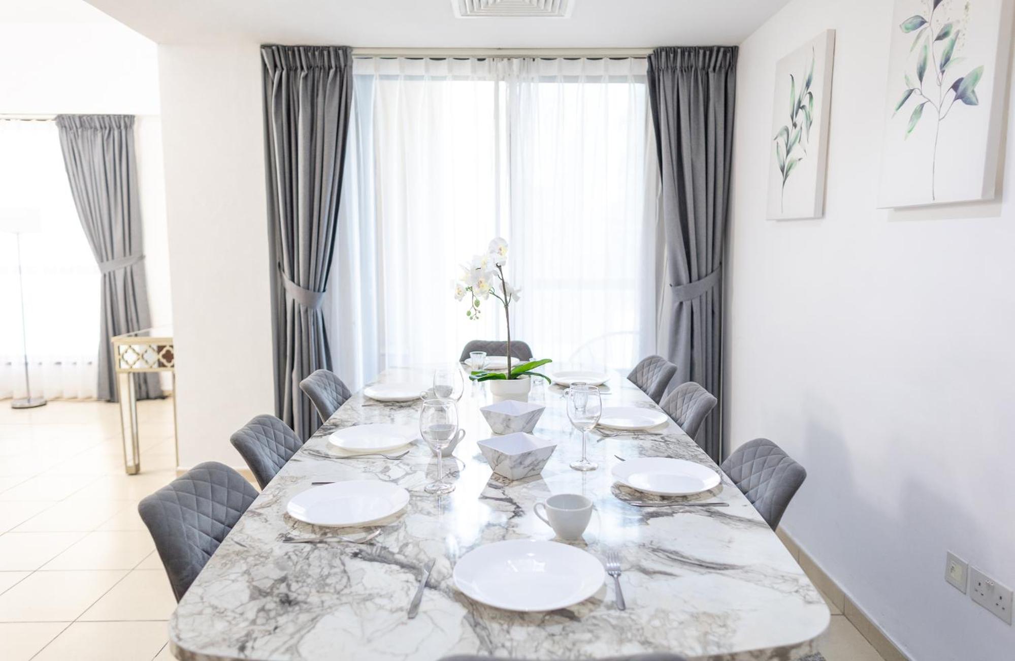 HAPPY SEASON - JBR apartments, Beach Front, Top furnished