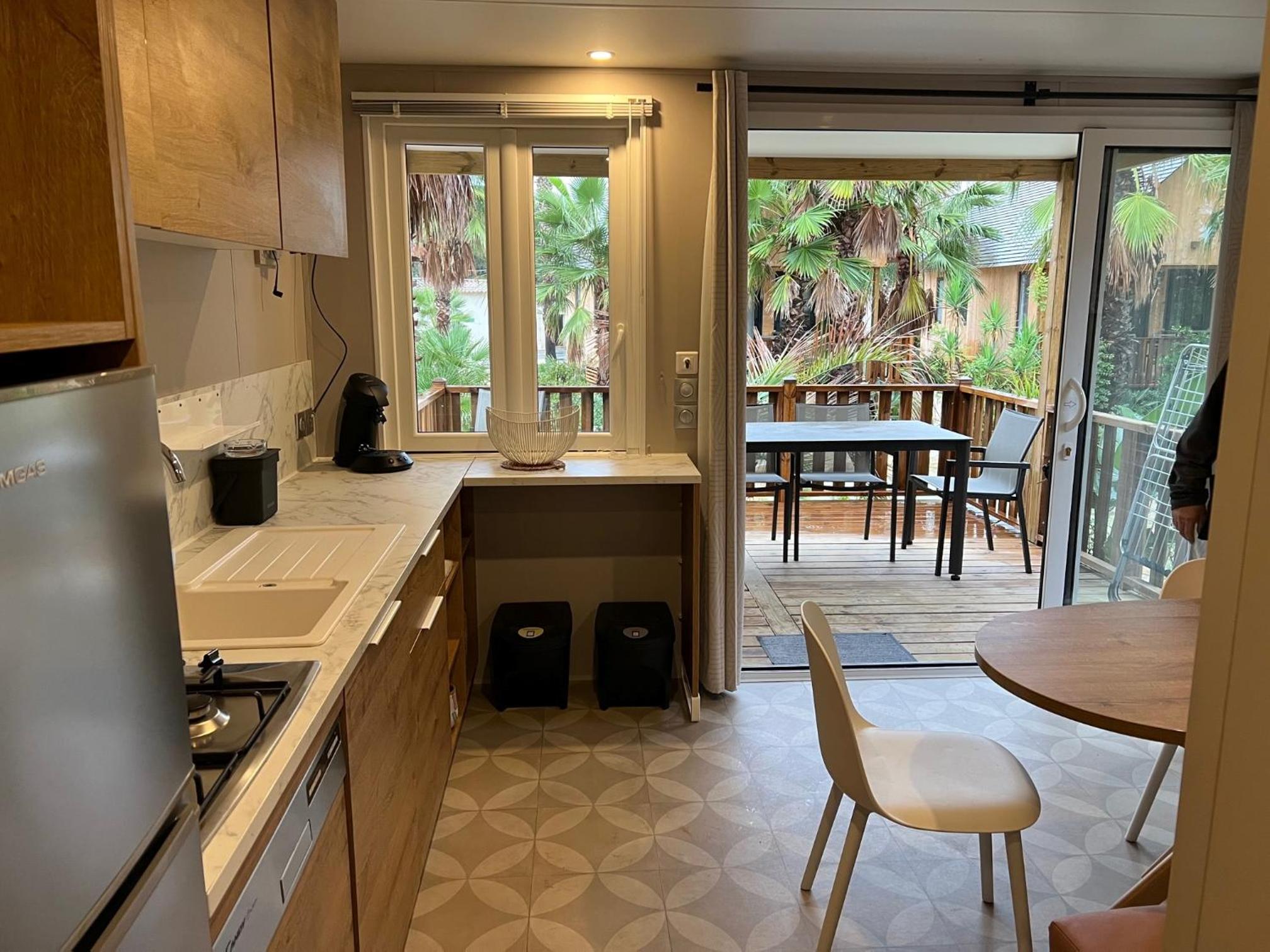 Rent Paradise view 4