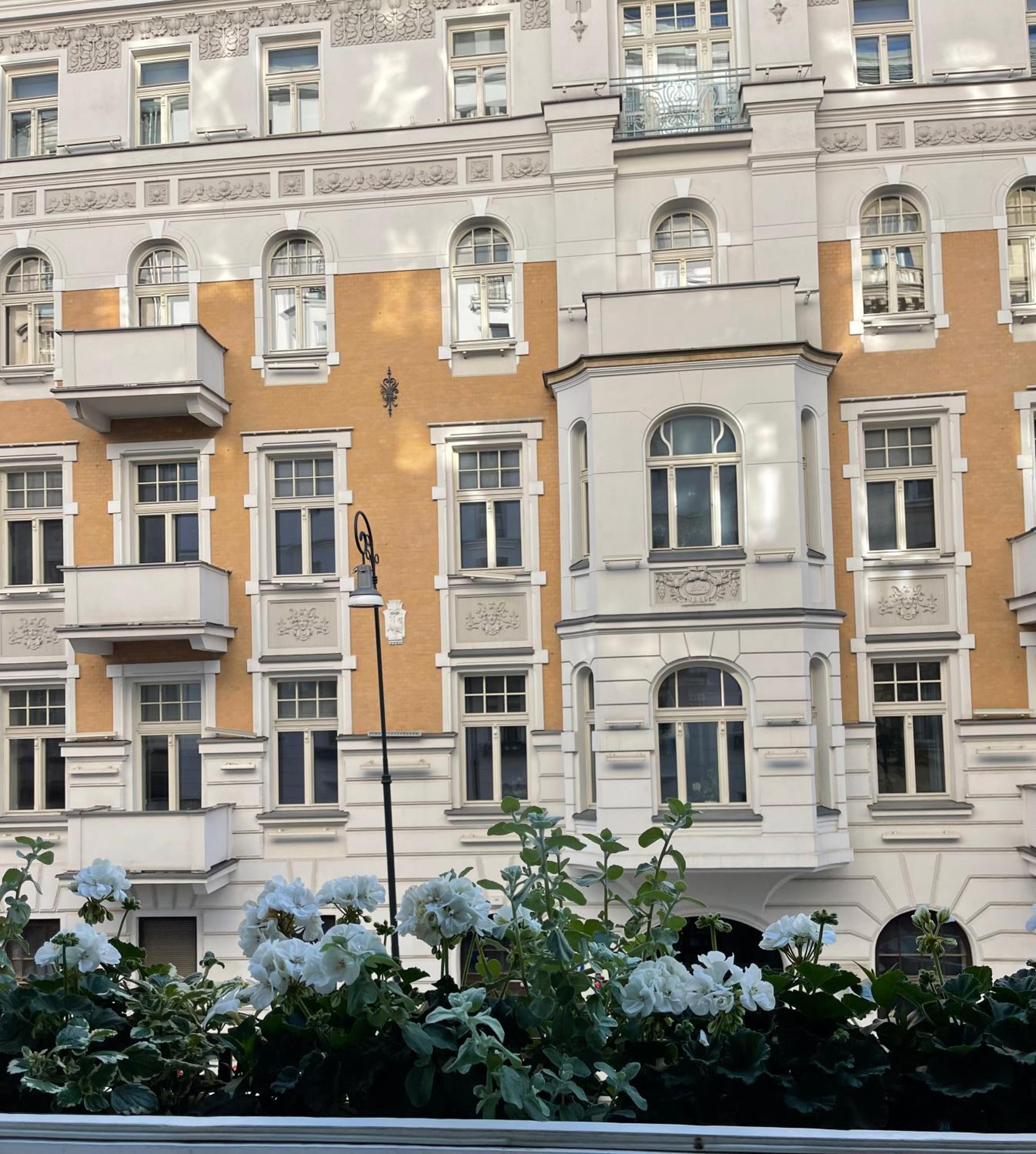 Warsaw Center 110m2 view 4