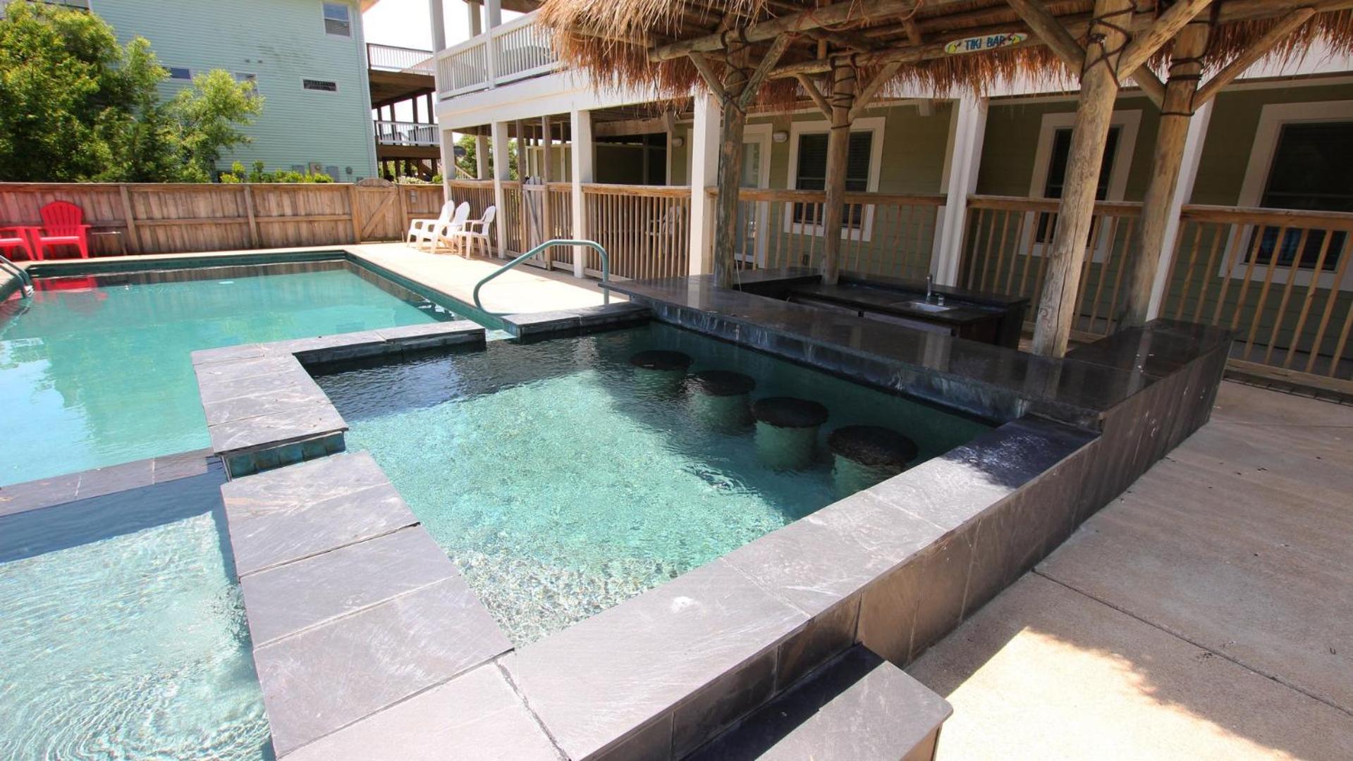 WW857, Seaquest Resort- Oceanside, 7 BRs, Pool Table, Priv Pool, Hot Tub