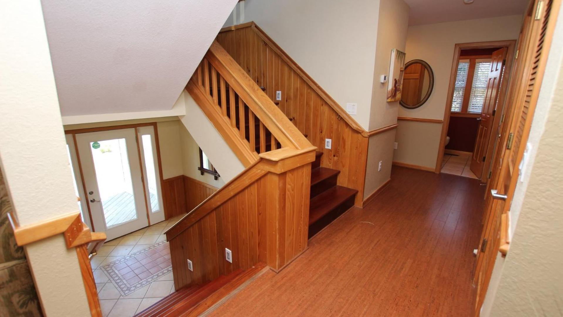 WW857, Seaquest Resort- Oceanside, 7 BRs, Pool Table, Priv Pool, Hot Tub