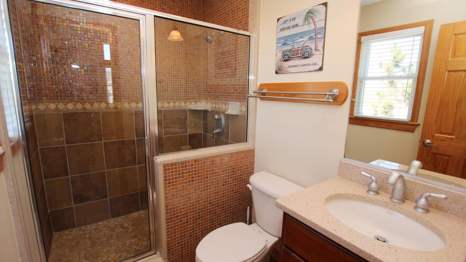 WW857, Seaquest Resort- Oceanside, 7 BRs, Pool Table, Priv Pool, Hot Tub