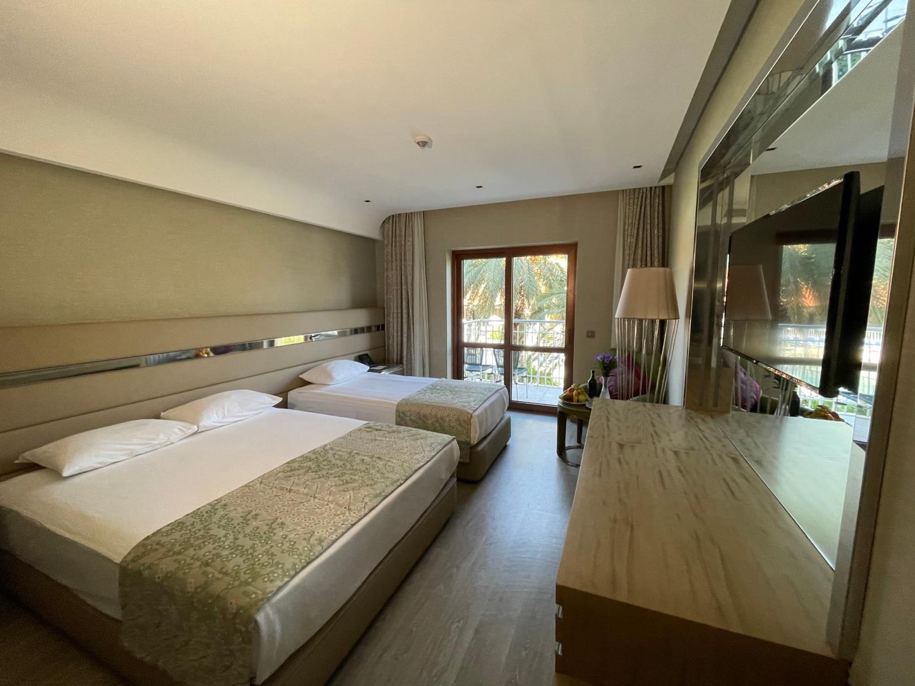 Side Vacations - CLUB GRAND AQUA - Property Image 14