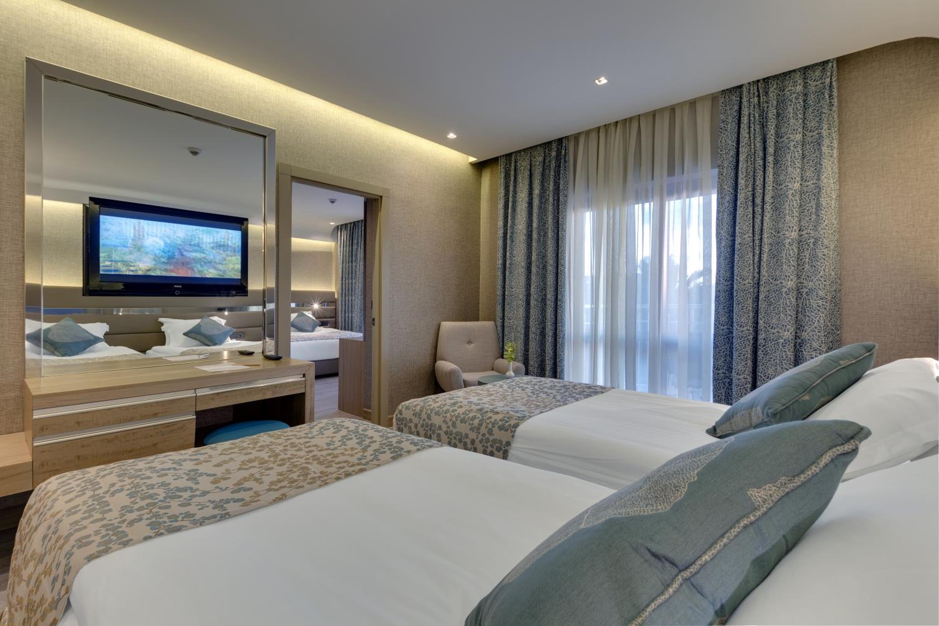 Side Vacations - CLUB GRAND AQUA - Property Image 18