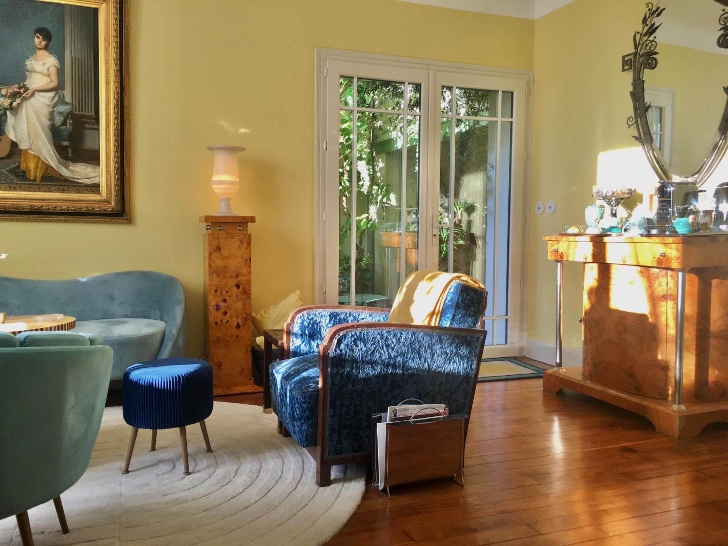 The 1930, Charming Guest Rooms view 5