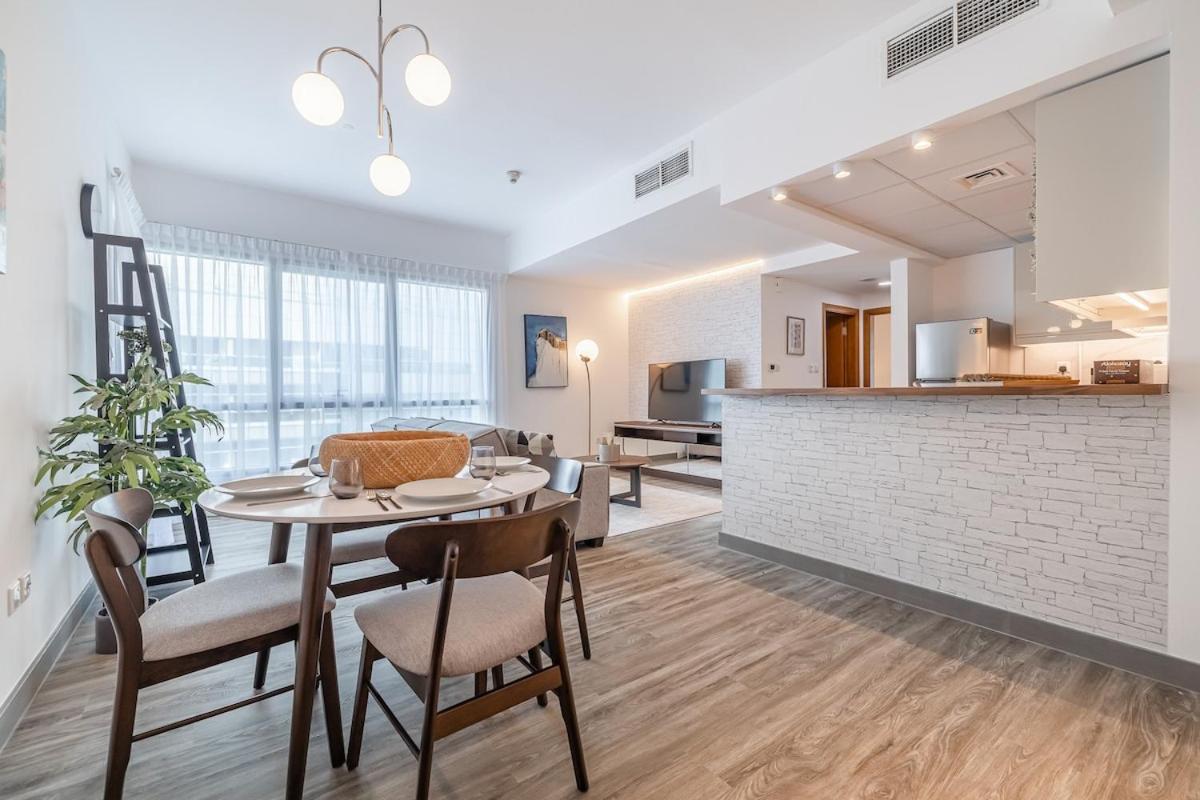 1BDR Apartment in Dubai Marina with Marina Views