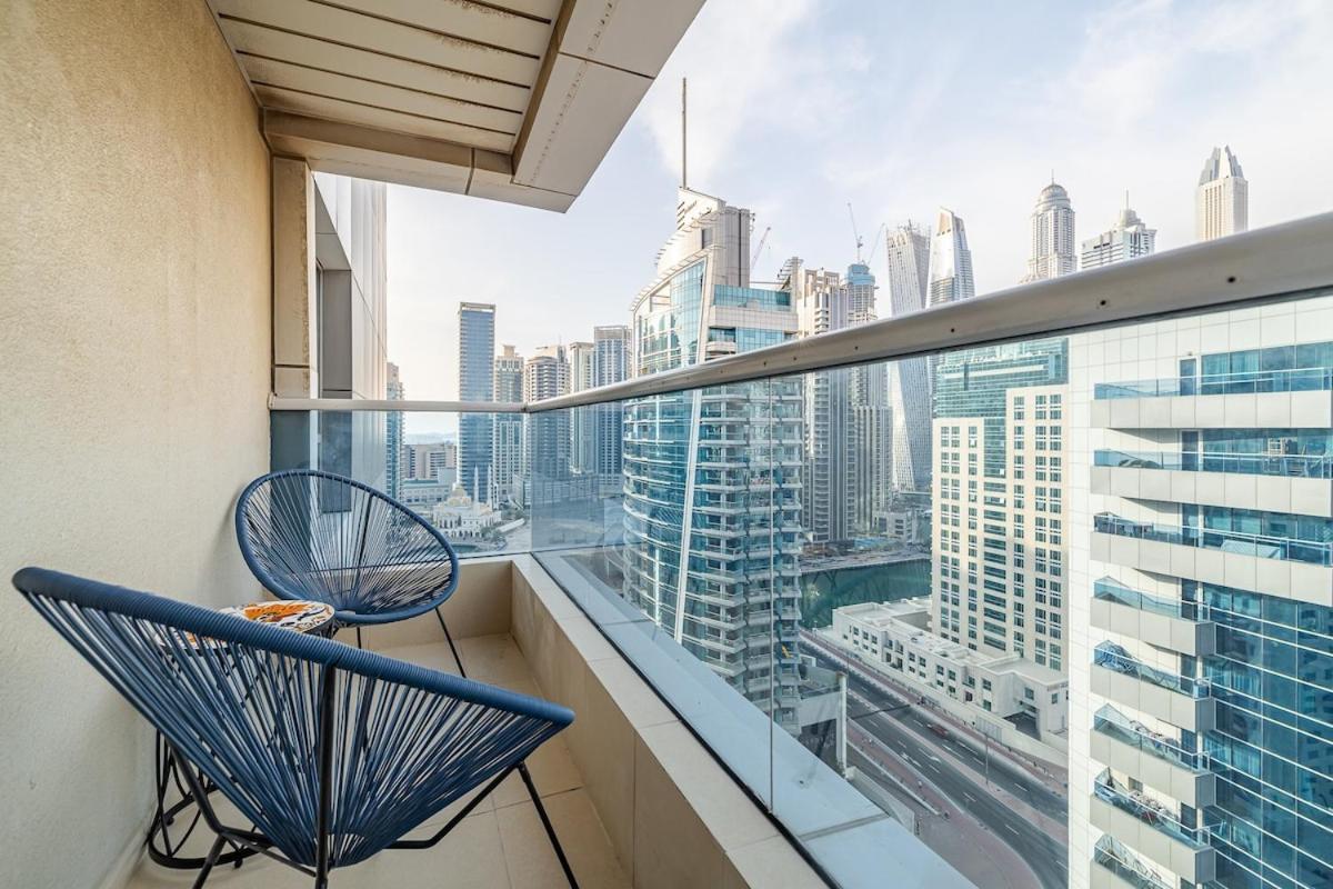 1BDR Apartment in Dubai Marina with Marina Views