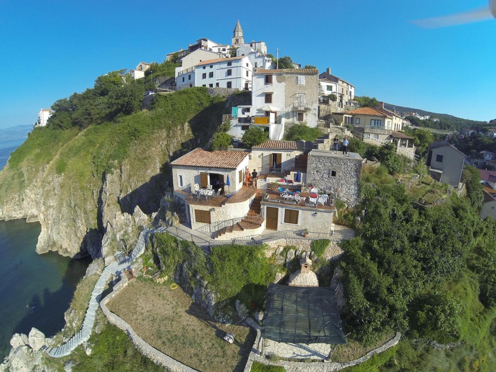 Old Town Vrbnik Villas view 3