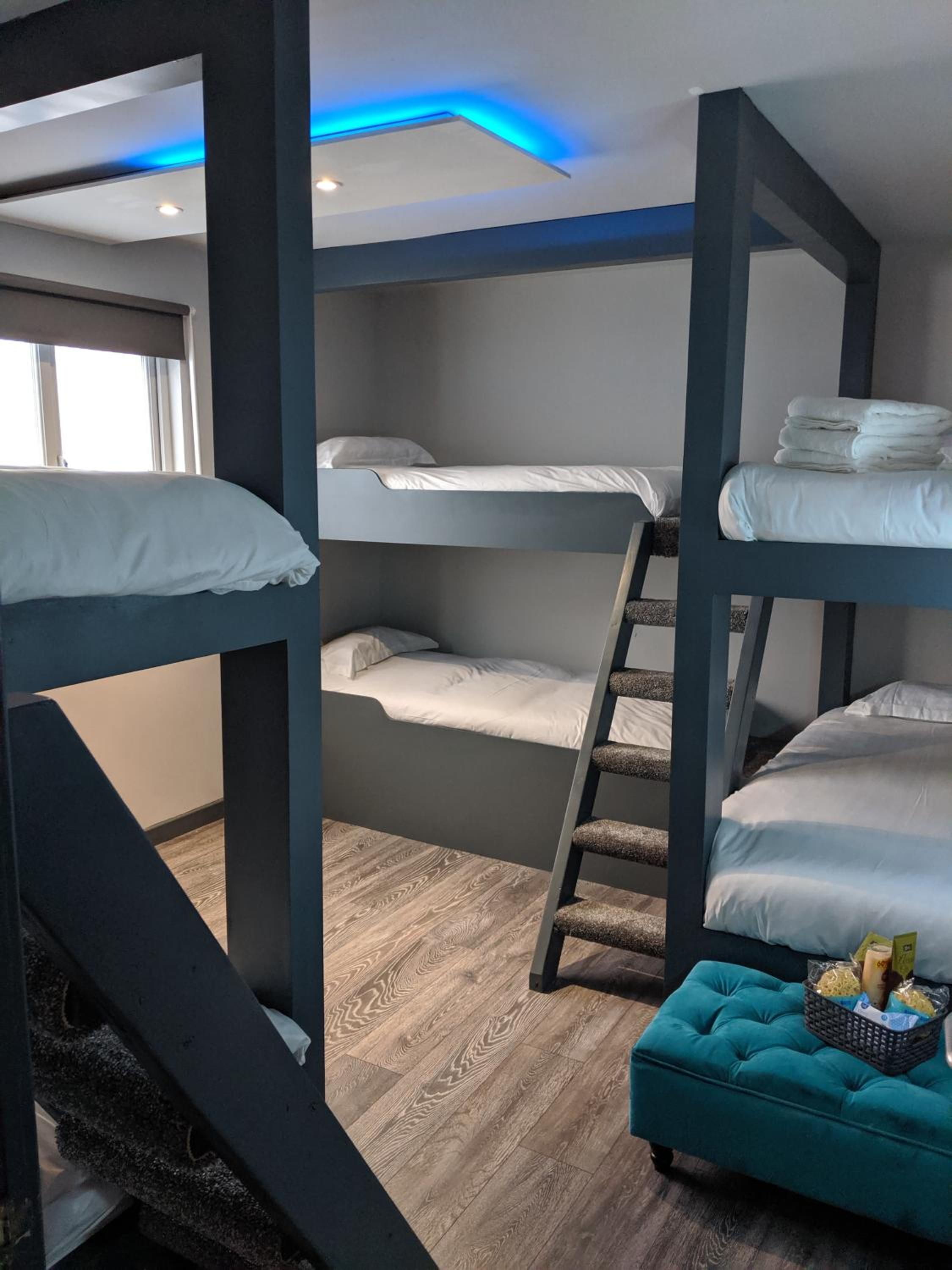Vibe Holiday Apartments