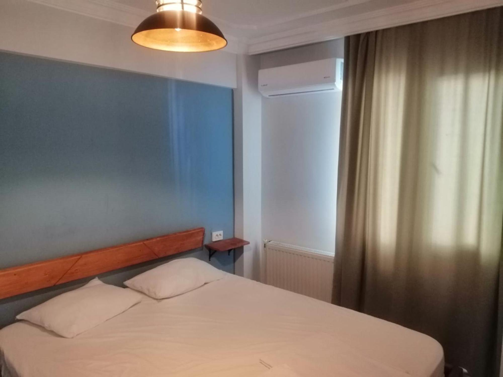 Convenient and Furnished Flat in Izmir Bayrakli view 2